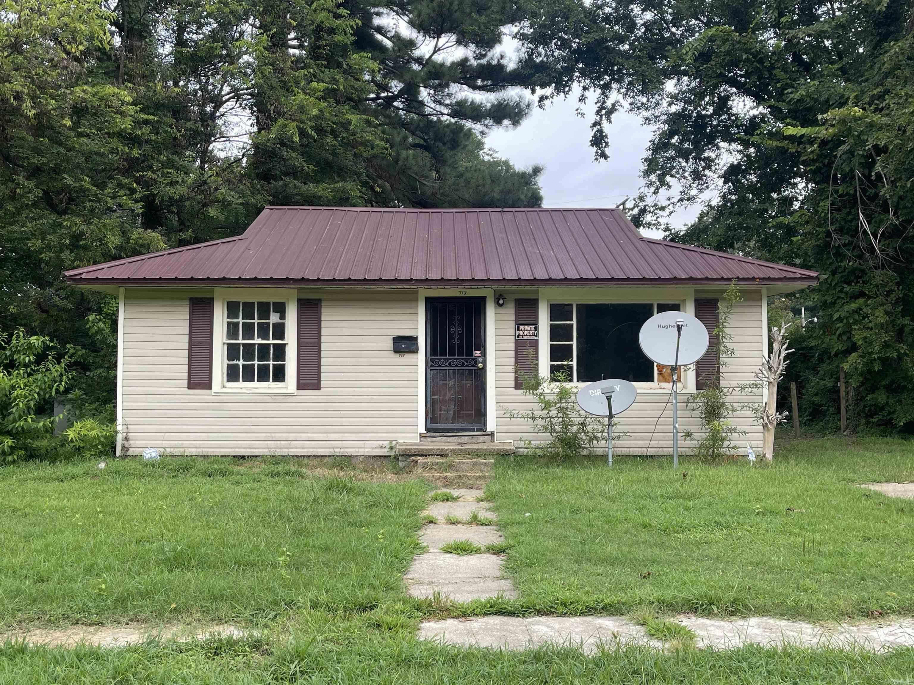 717  Laughrun Dr  Forrest City, AR