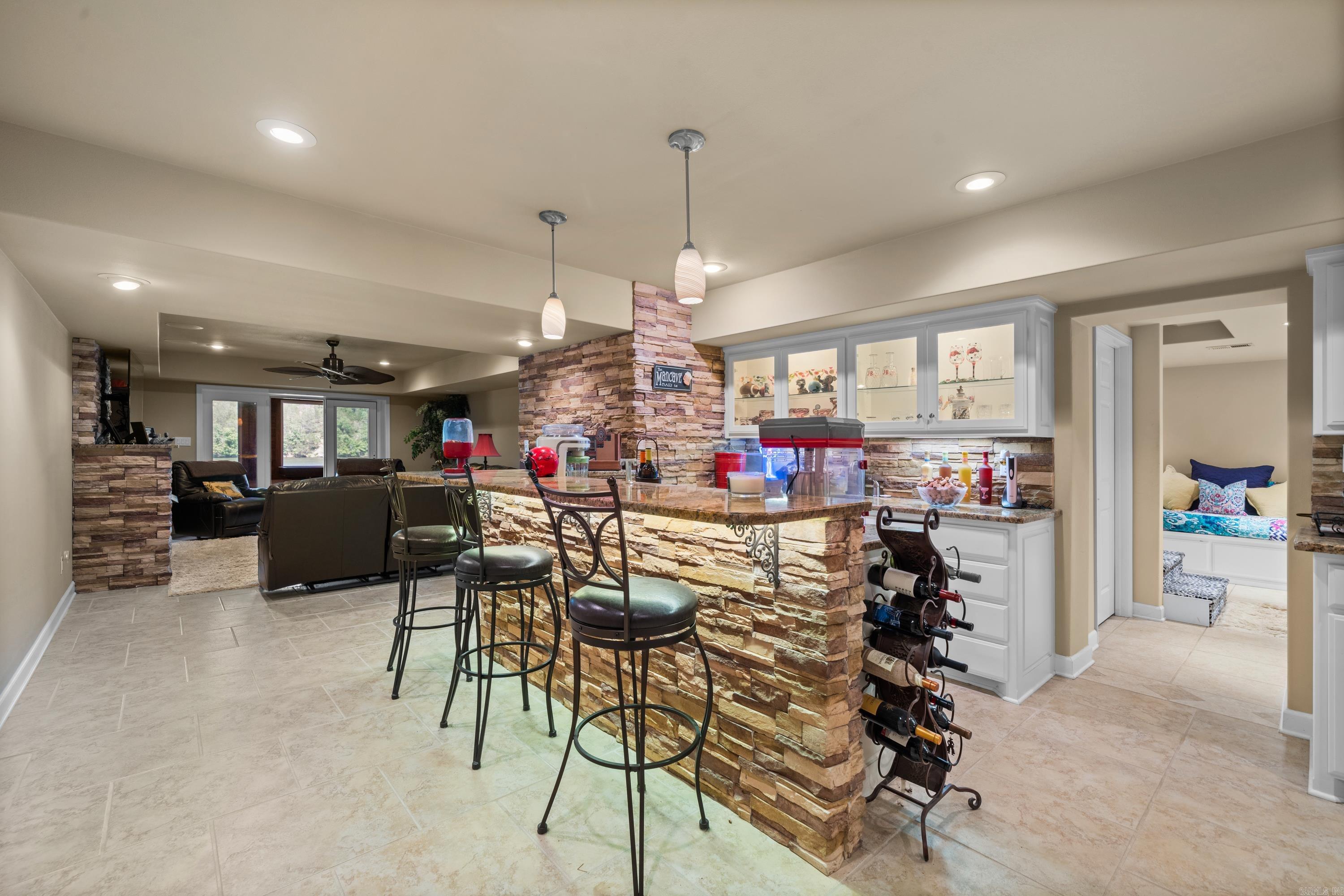 1407  Timberlake  Royal, AR