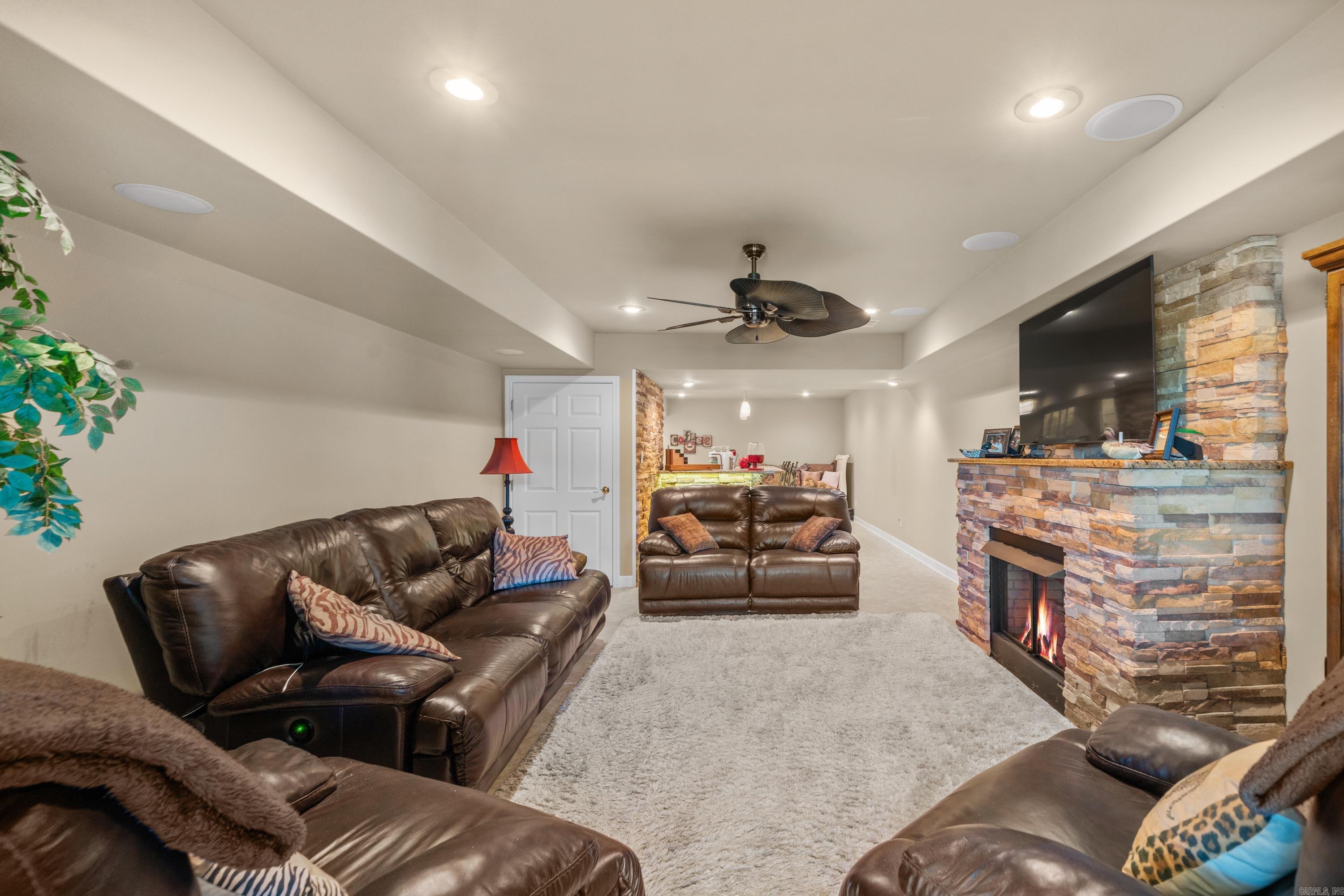 1407  Timberlake  Royal, AR