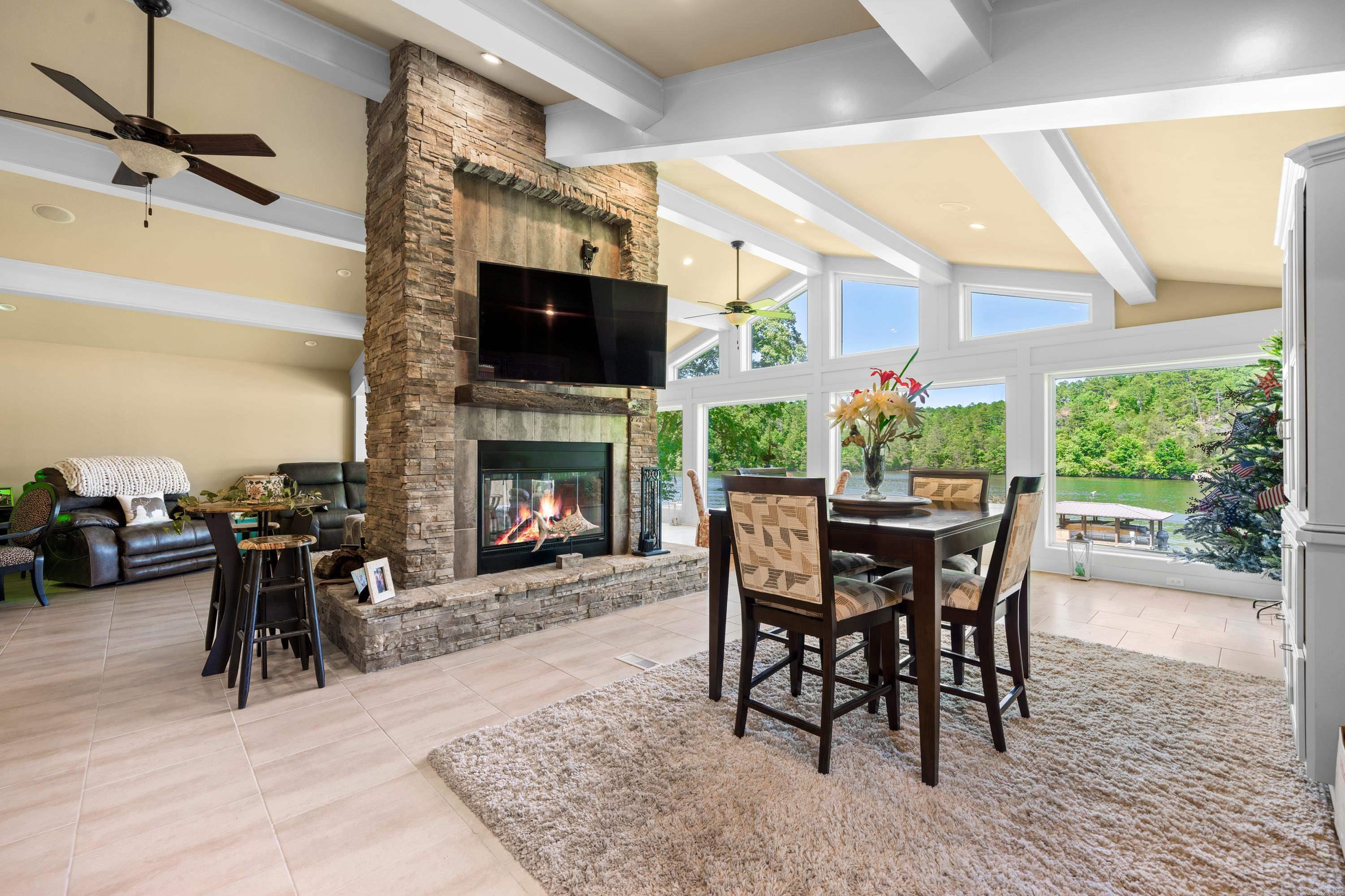 1407  Timberlake  Royal, AR