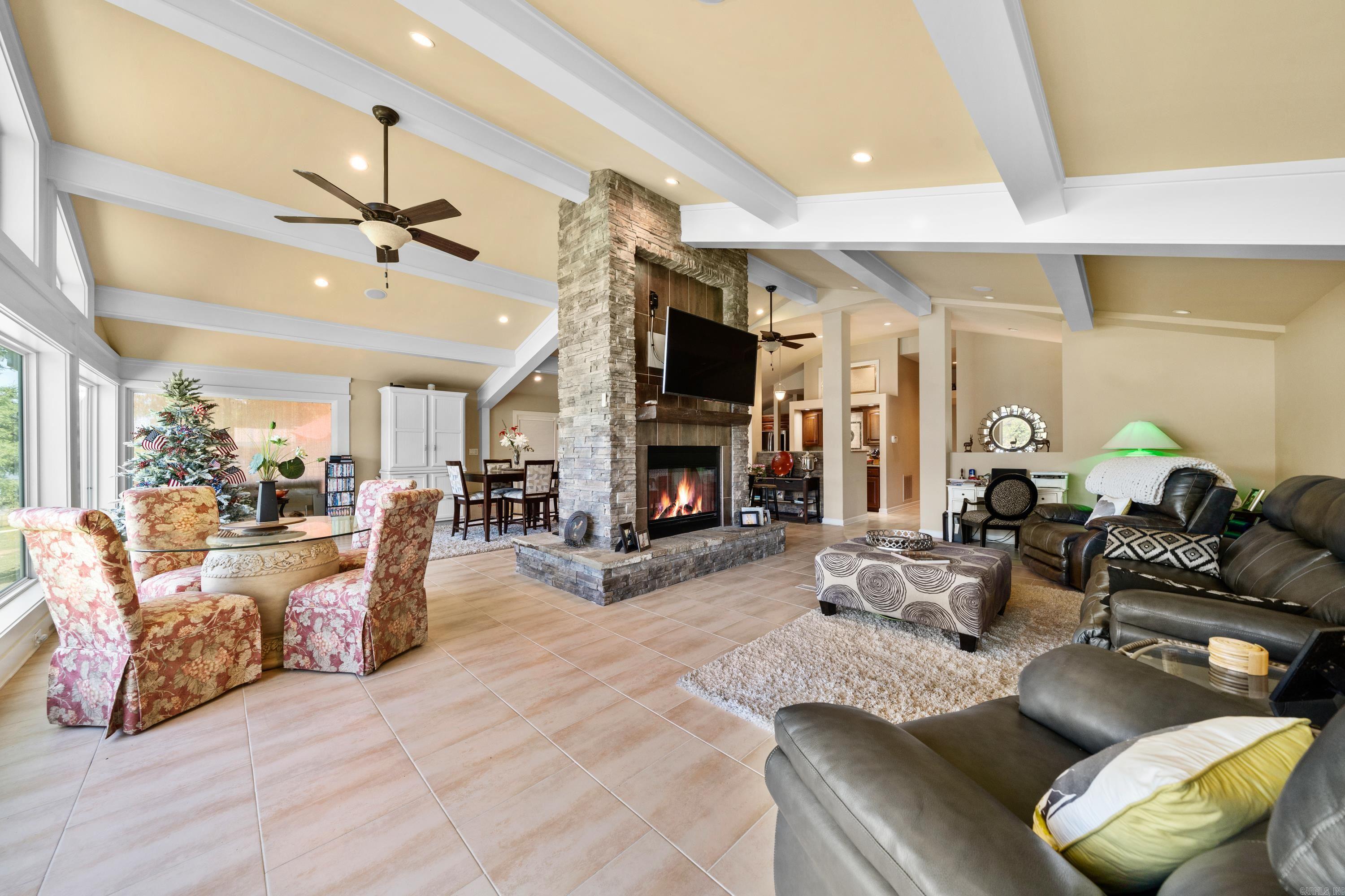 1407  Timberlake  Royal, AR