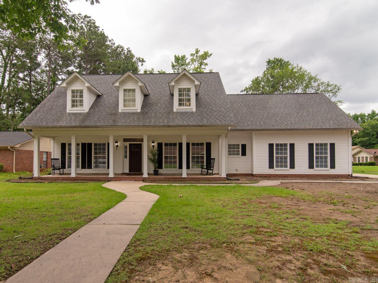 10 Deer Horn Cove Pine Bluff, AR 71603