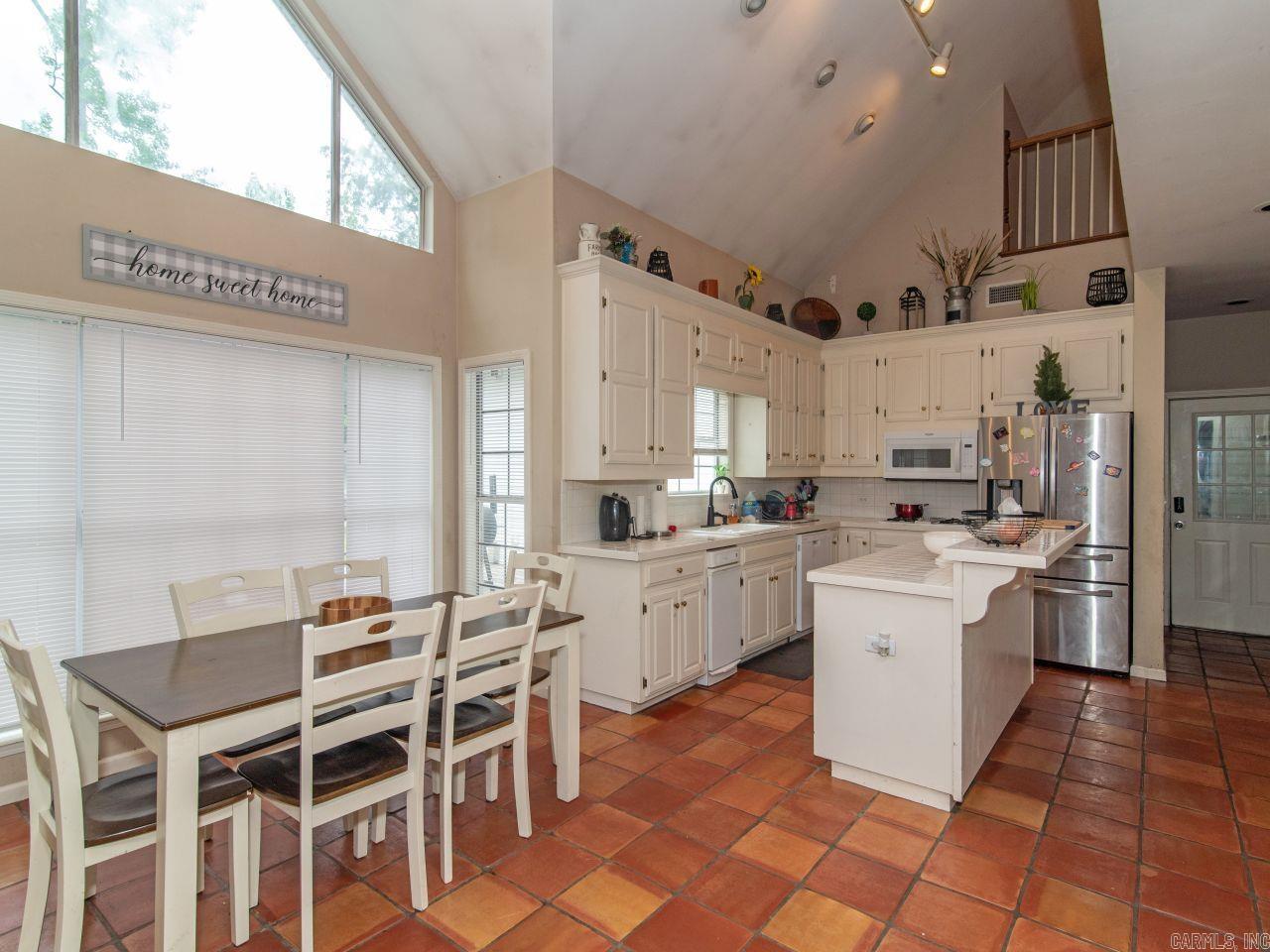 10 Deer Horn Cove Pine Bluff, AR 71603