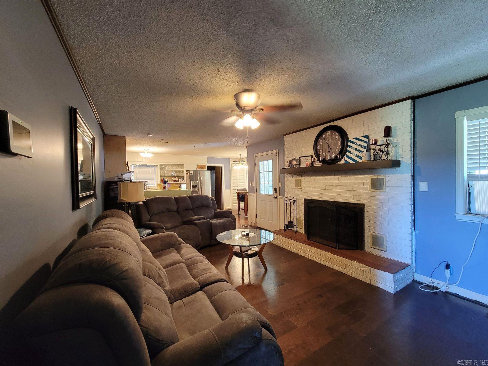 729 N ninth  De Queen, AR