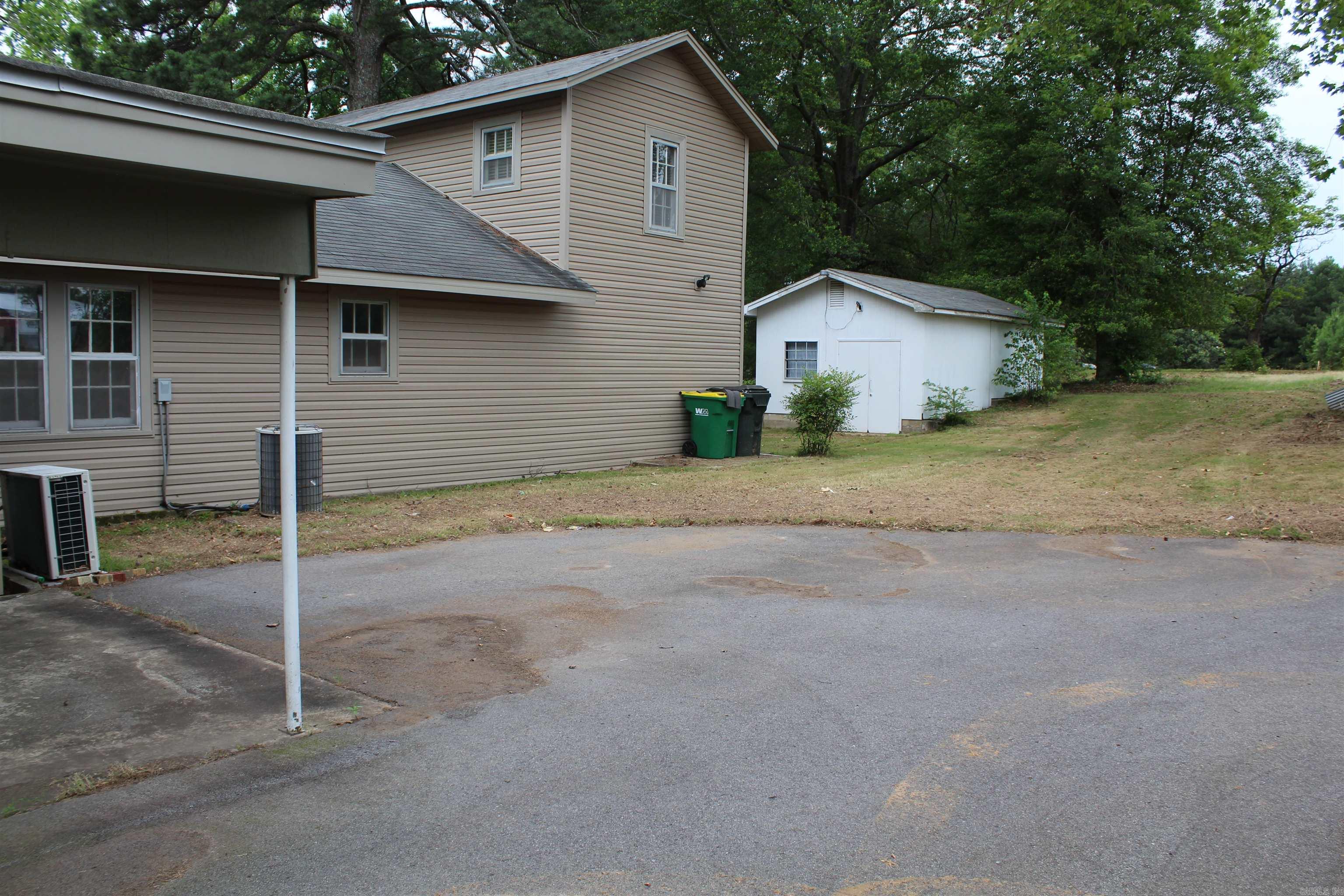15802  Arch  Little Rock, AR