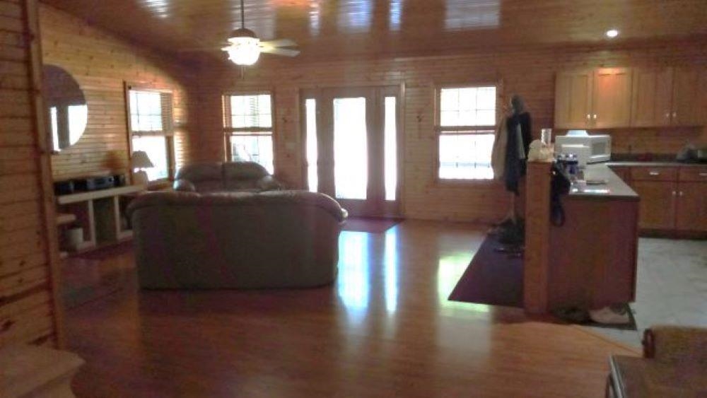 872  Bluewing  Mountain Home, AR