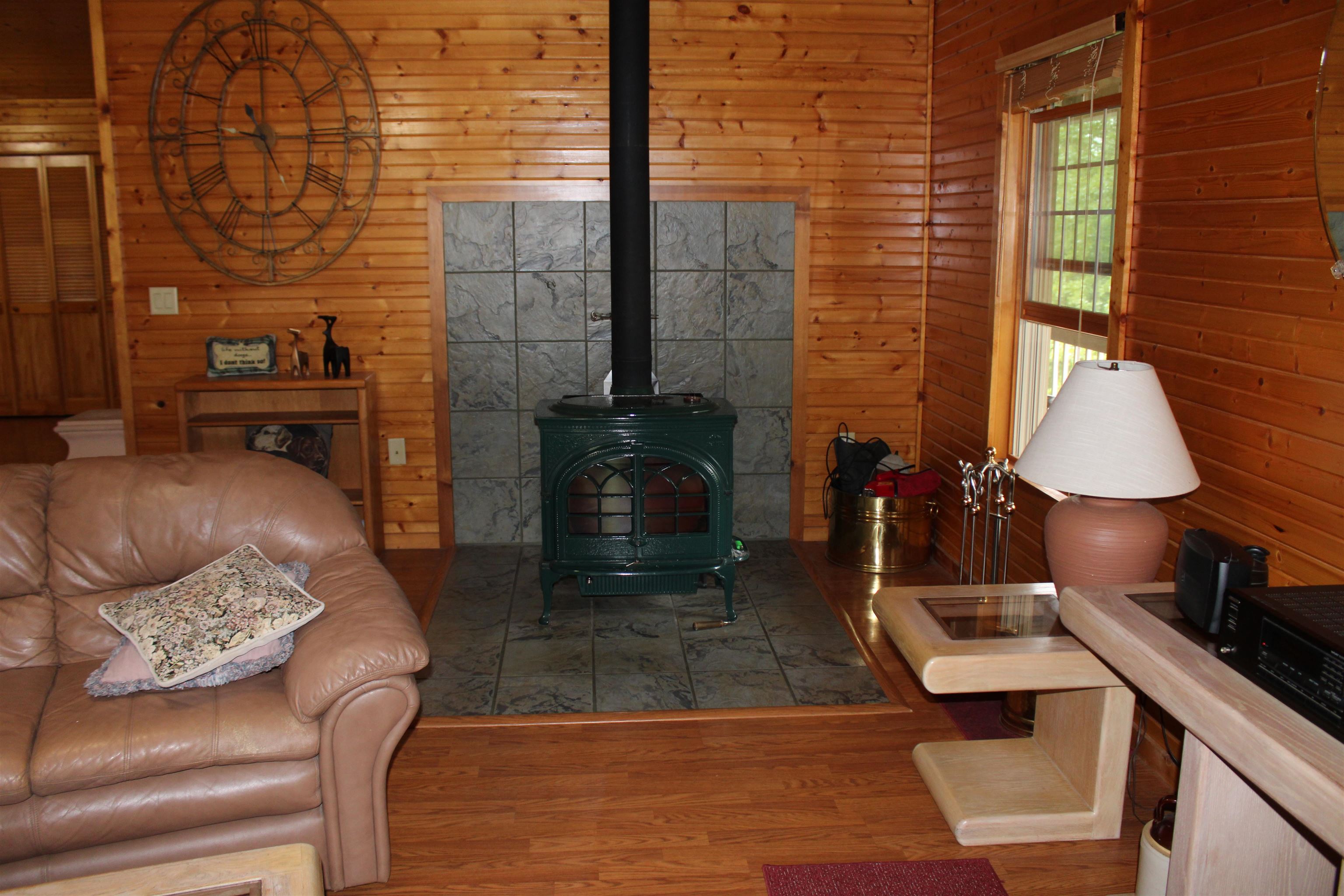 872  Bluewing  Mountain Home, AR