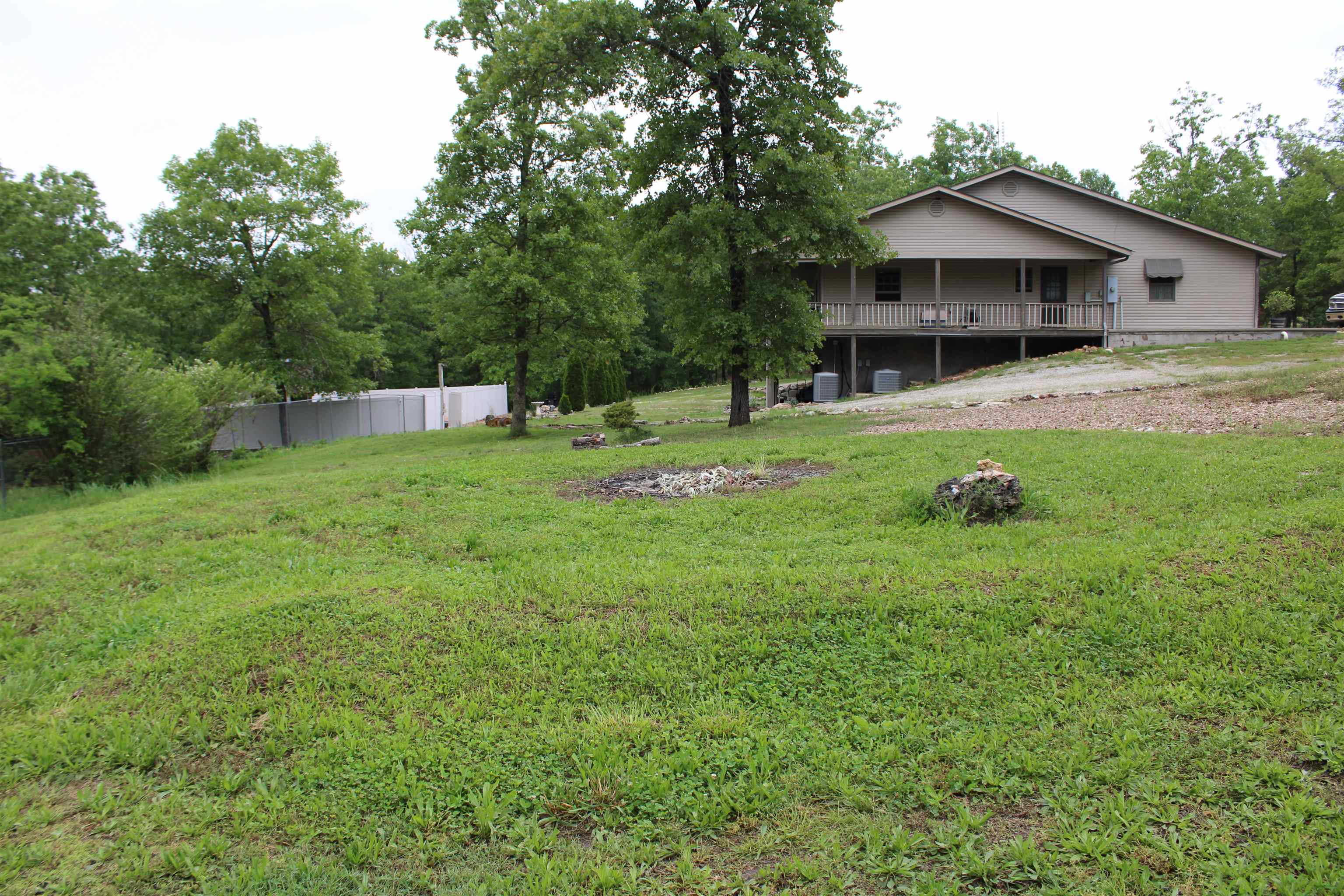 872  Bluewing  Mountain Home, AR