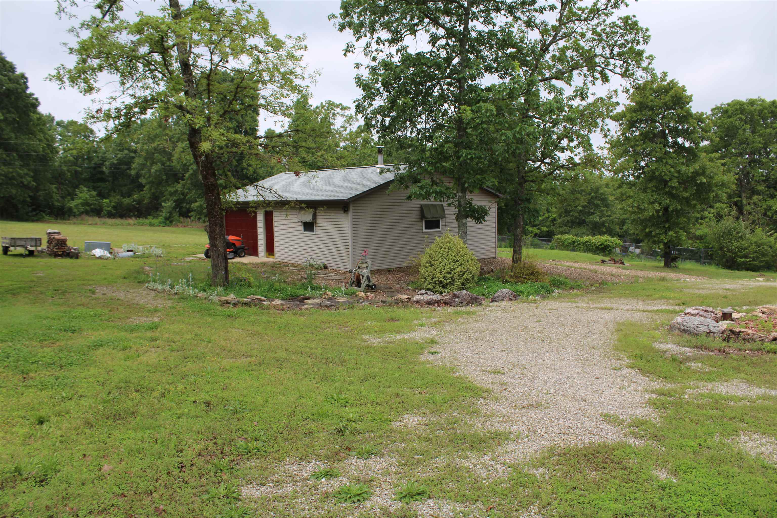 872  Bluewing  Mountain Home, AR