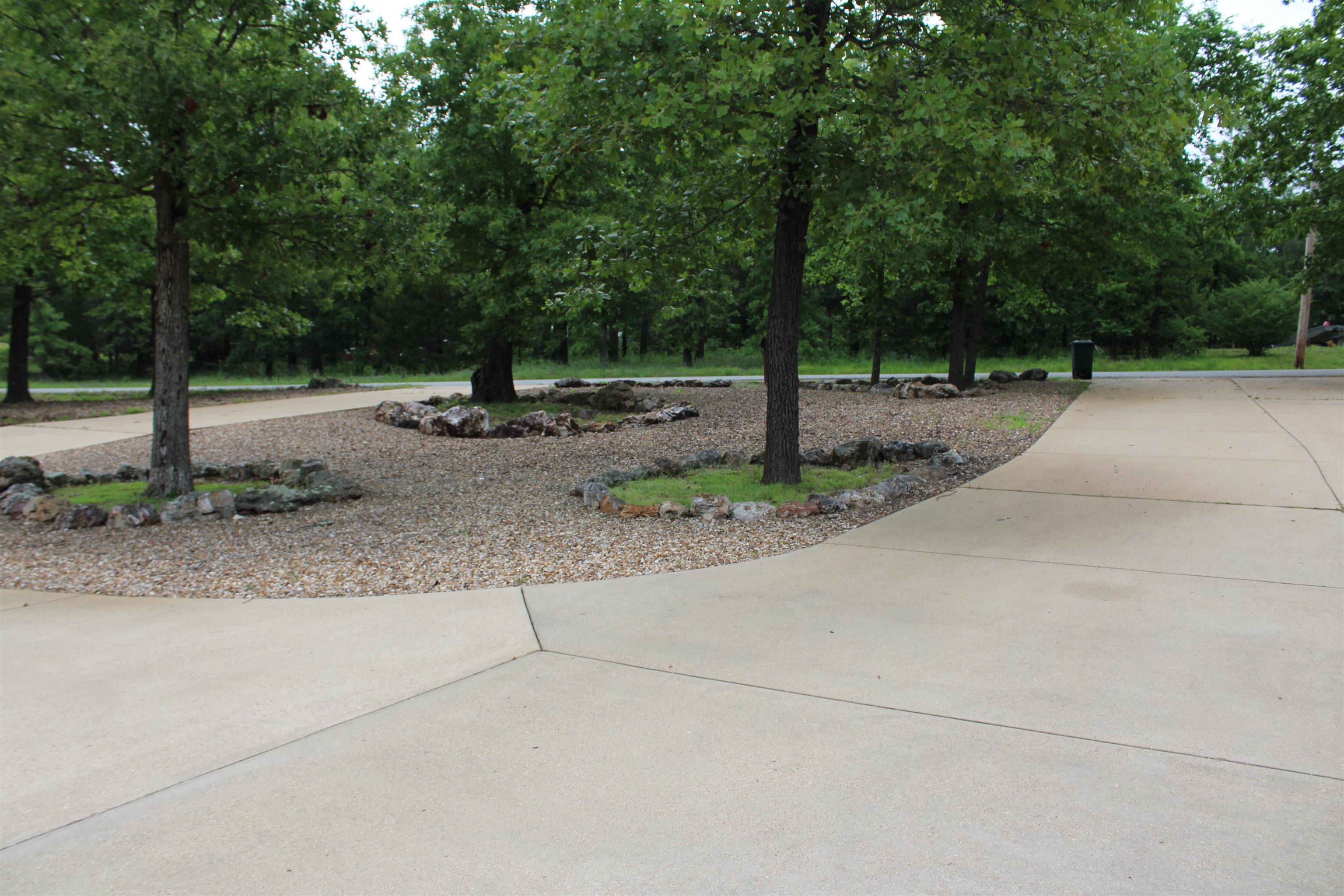 872  Bluewing  Mountain Home, AR