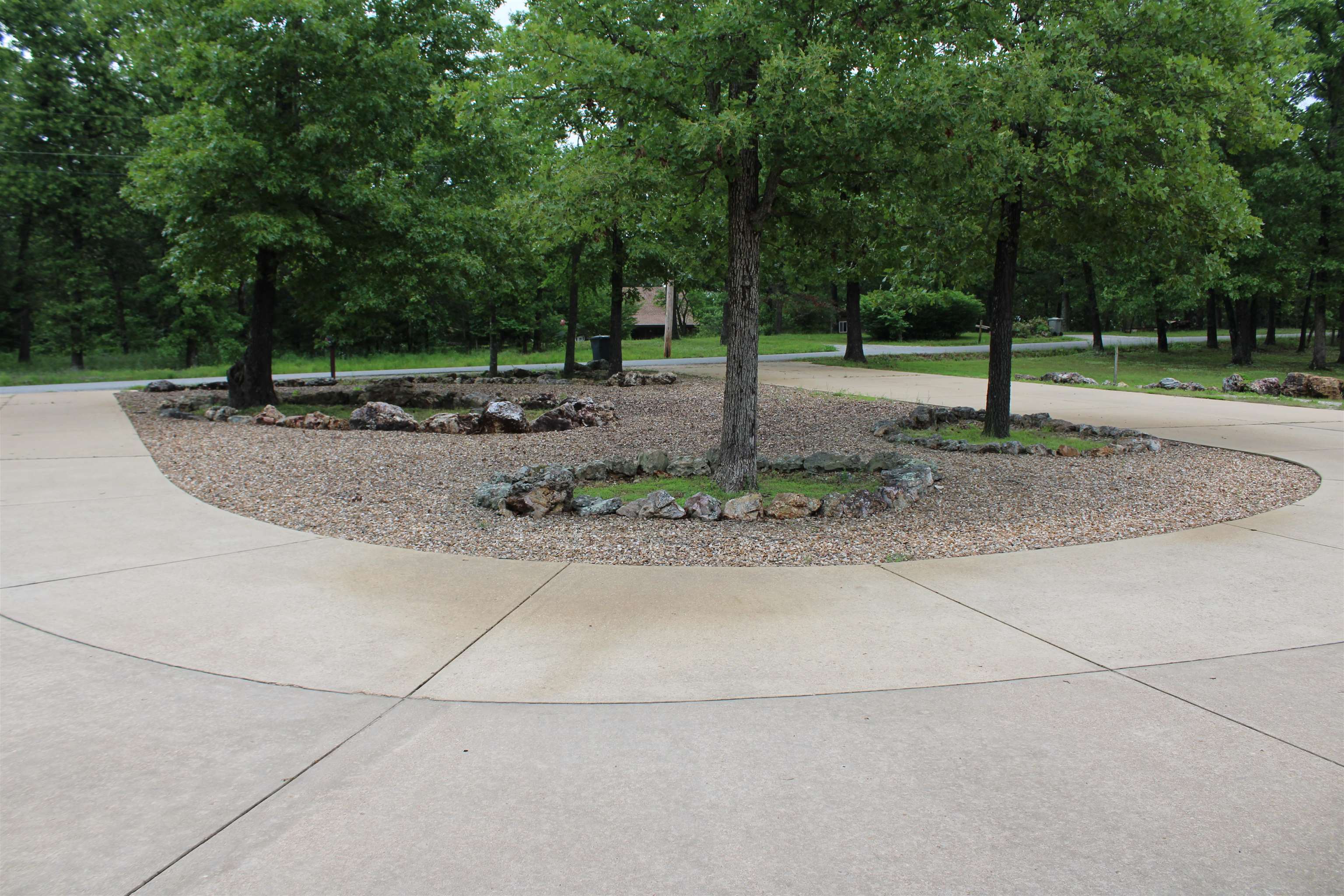 872  Bluewing  Mountain Home, AR