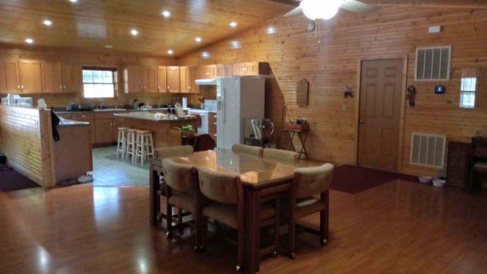 872  Bluewing  Mountain Home, AR