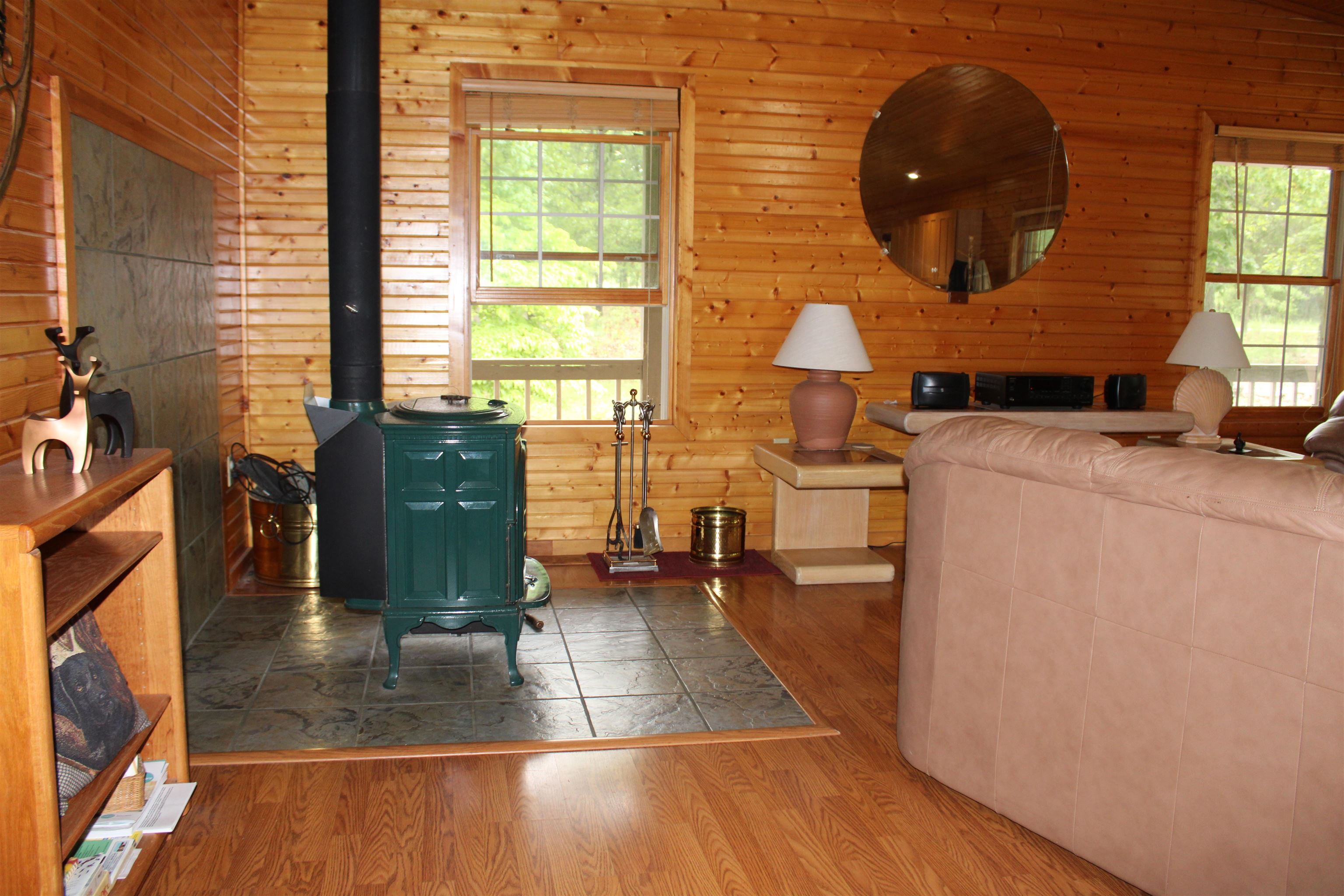872  Bluewing  Mountain Home, AR
