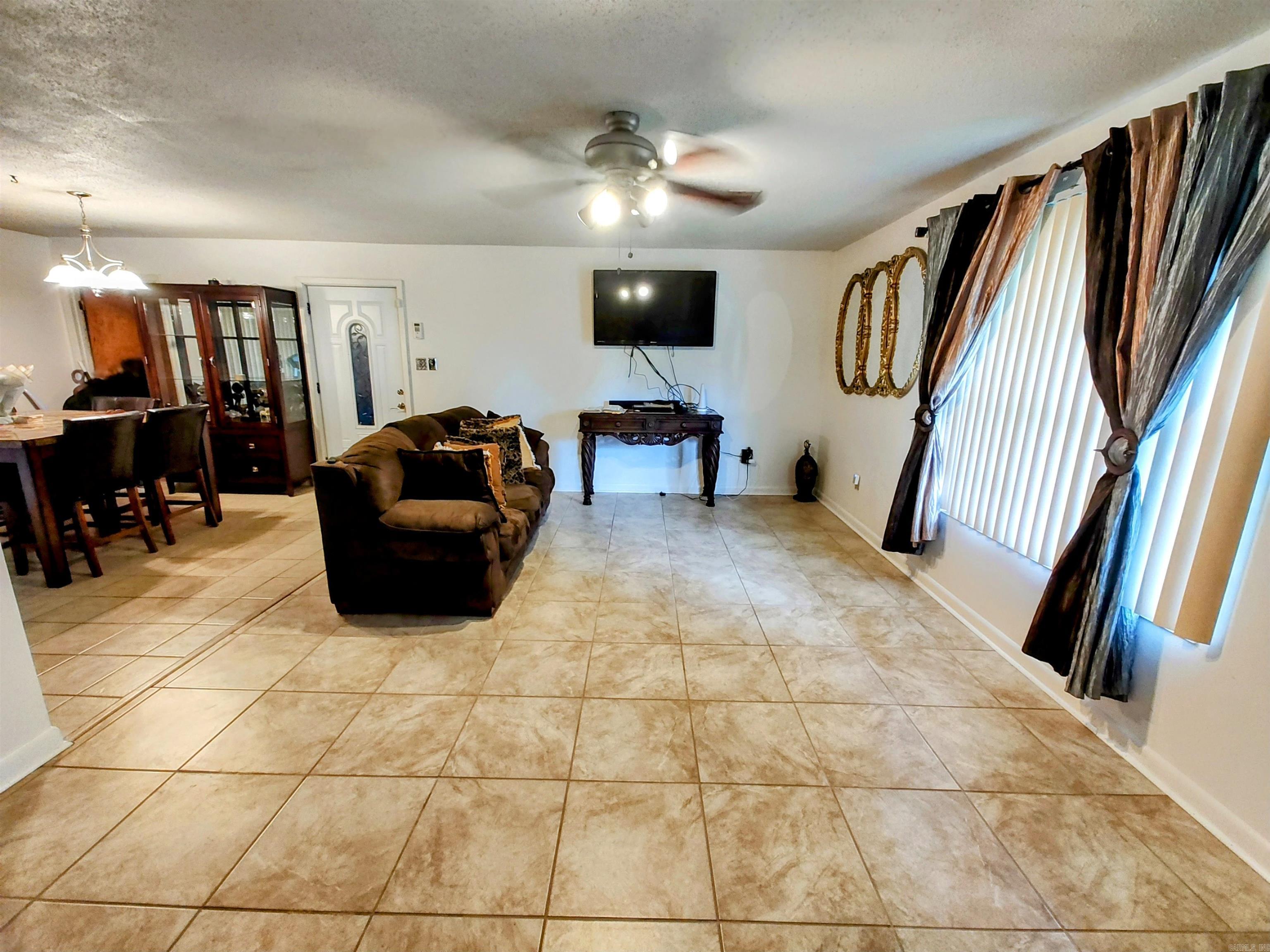 205 E Busbee Street Camden, AR 71701
