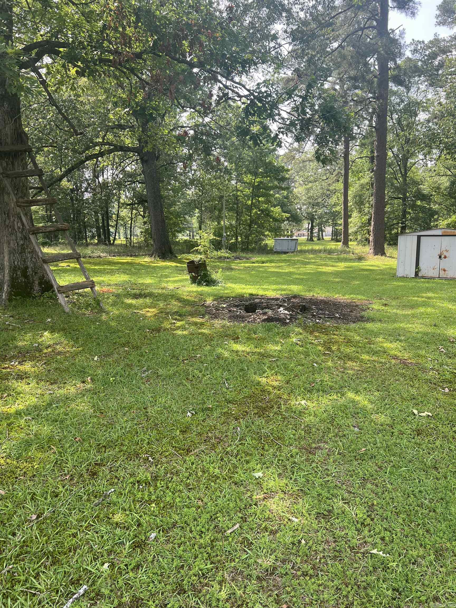 205 E Busbee  Camden, AR