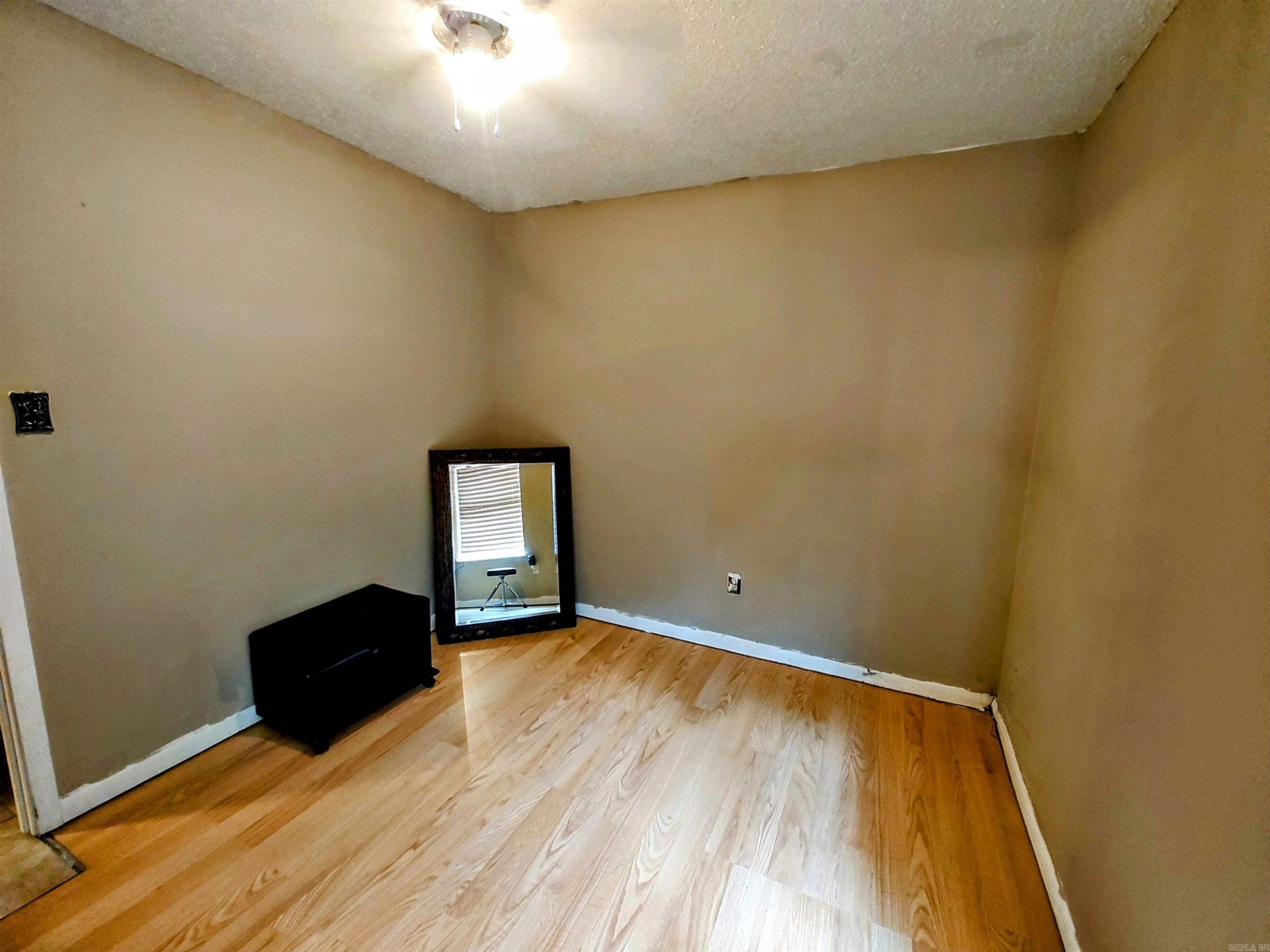 205 E Busbee  Camden, AR