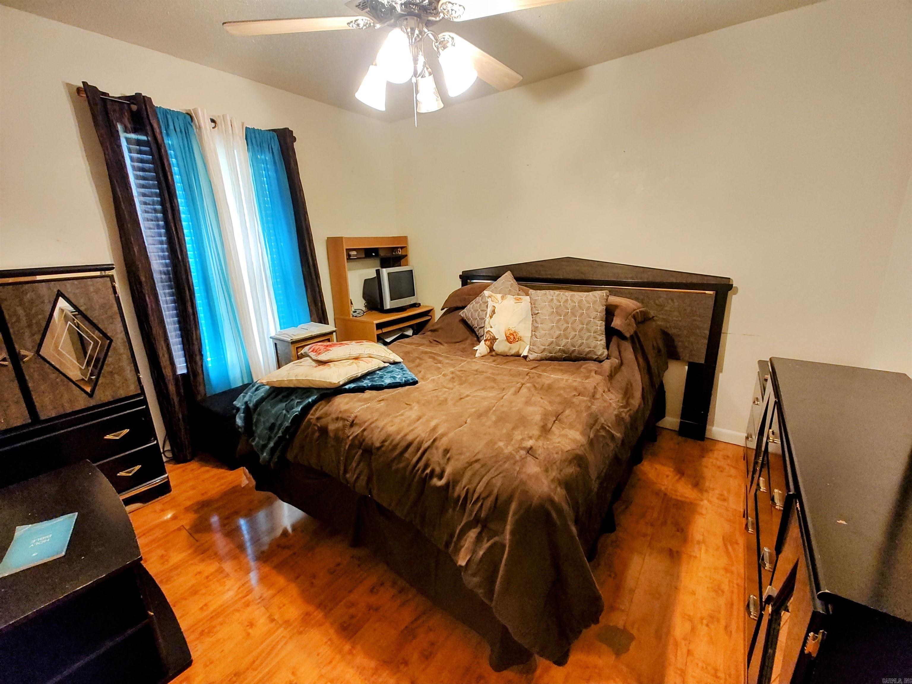 205 E Busbee  Camden, AR