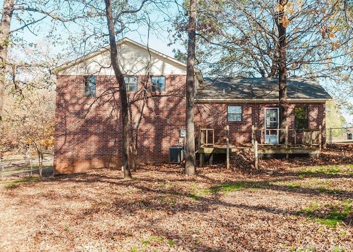 8 Mockingbird Ln  Clarksville, AR