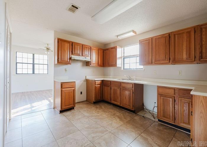 8 Mockingbird Ln  Clarksville, AR