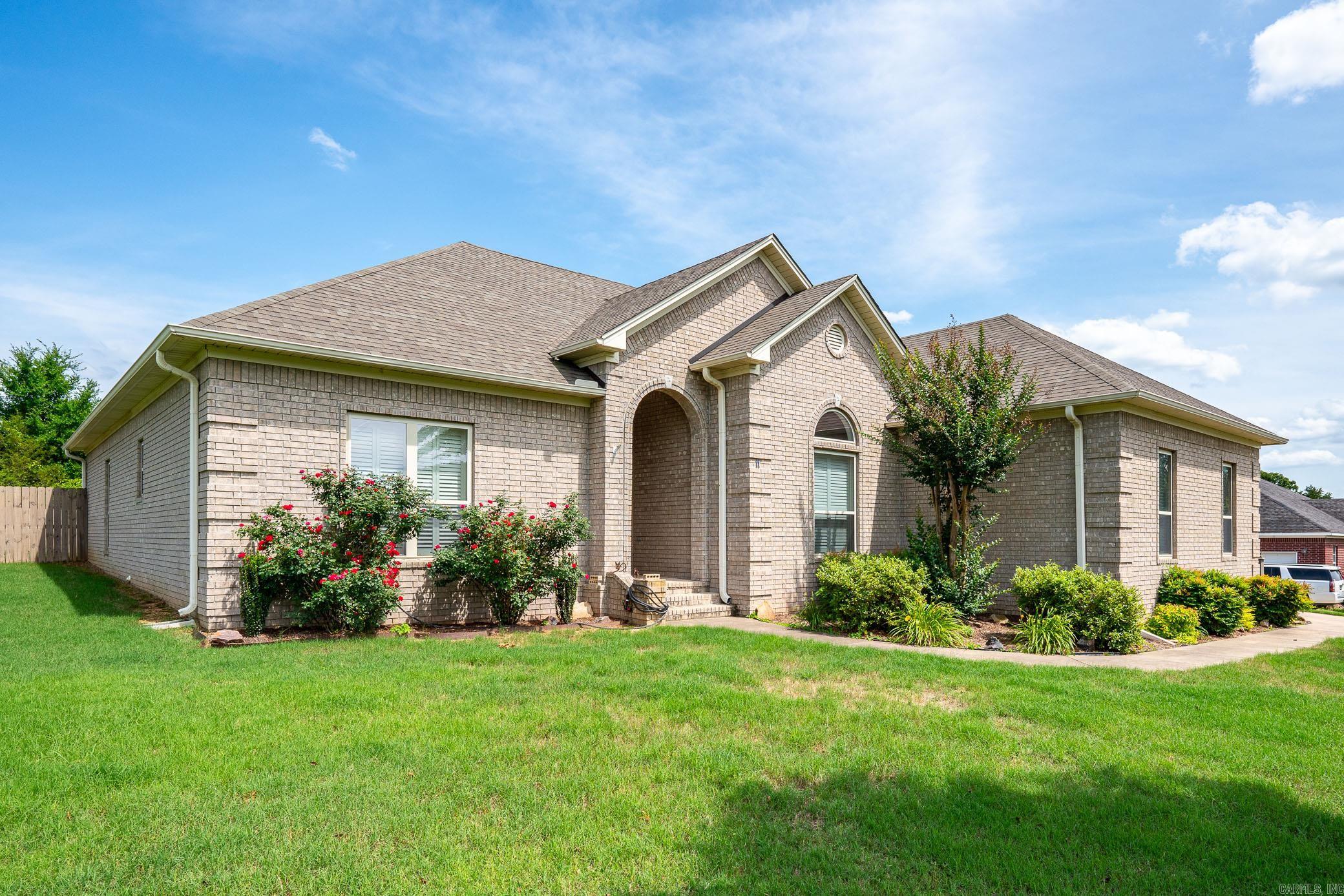 11 Longfield Drive