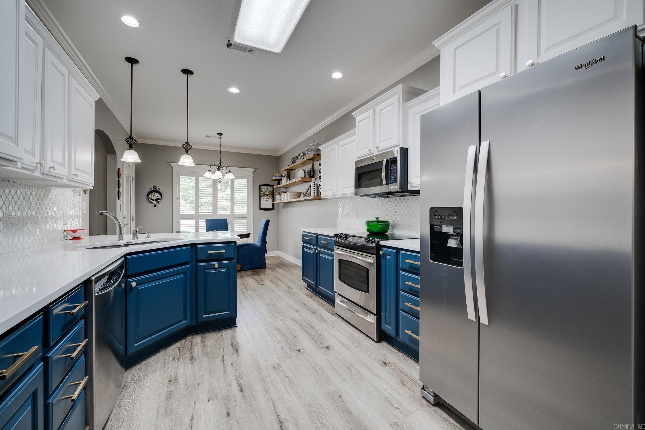 11 Longfield Drive