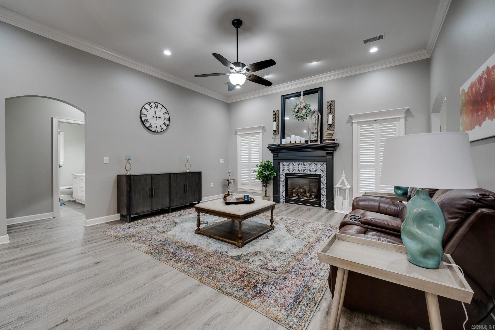 11 Longfield Drive