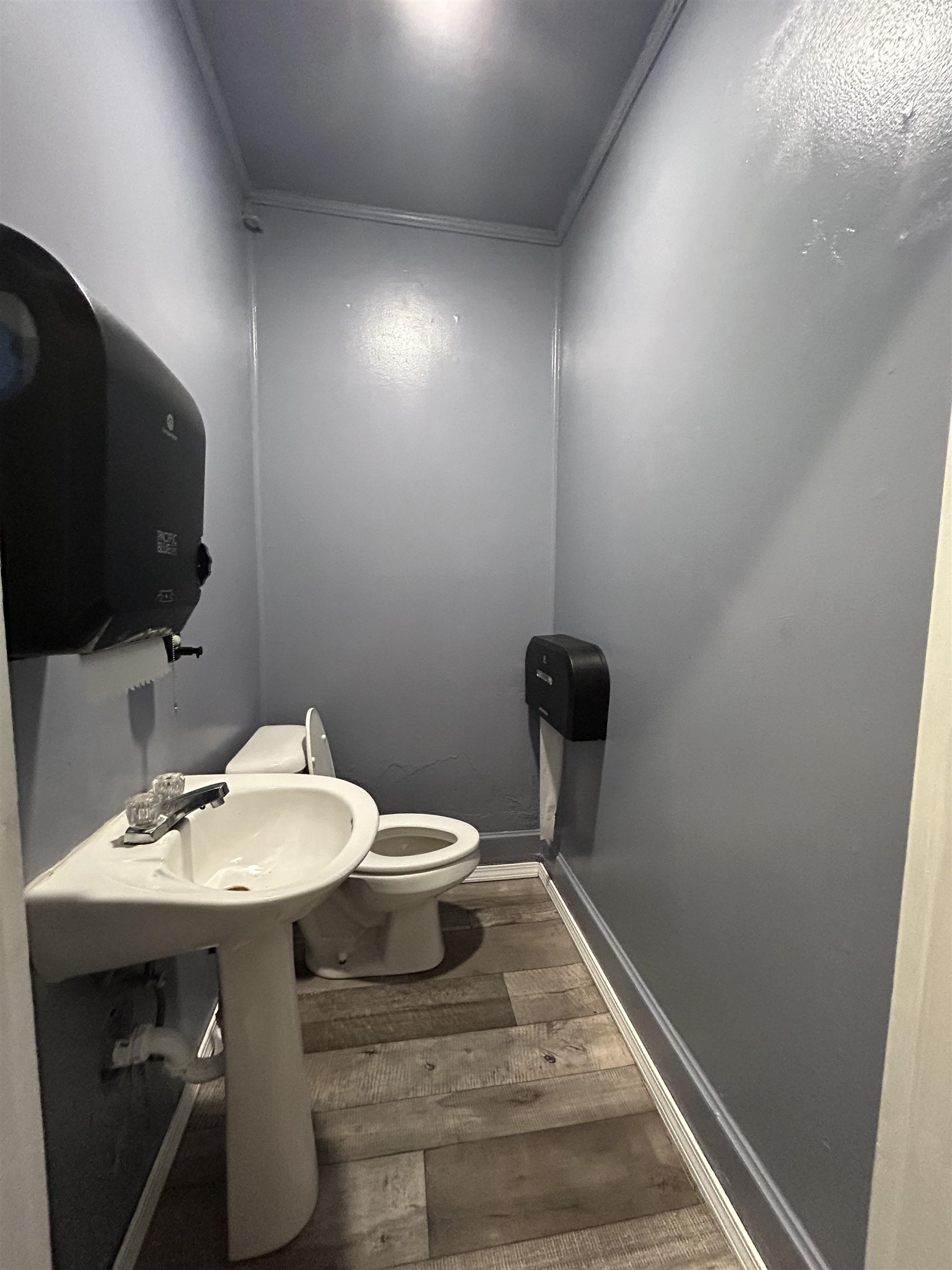 132 E Main  Hardy, AR