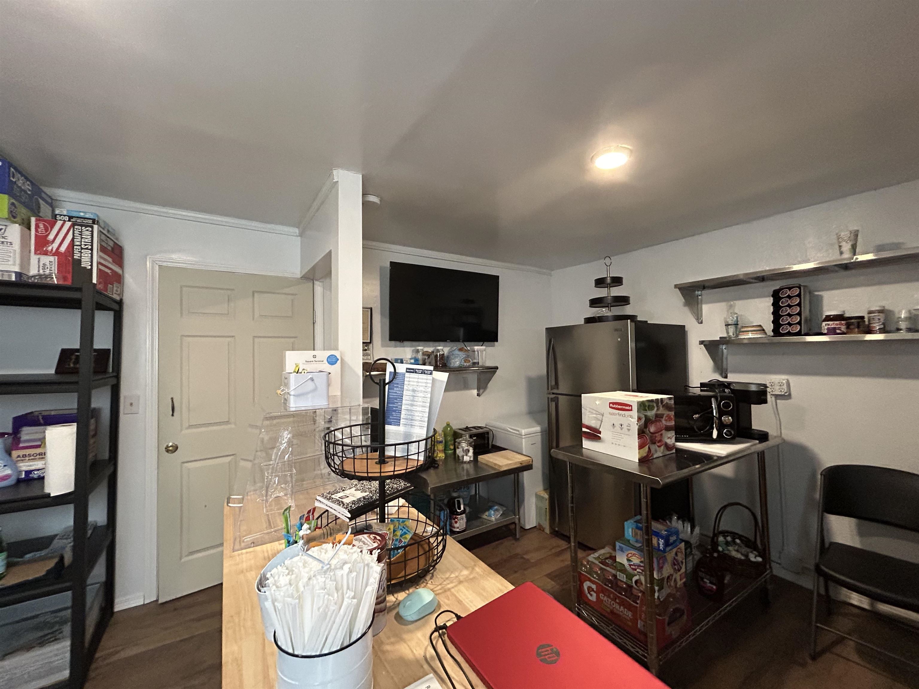 132 E Main  Hardy, AR