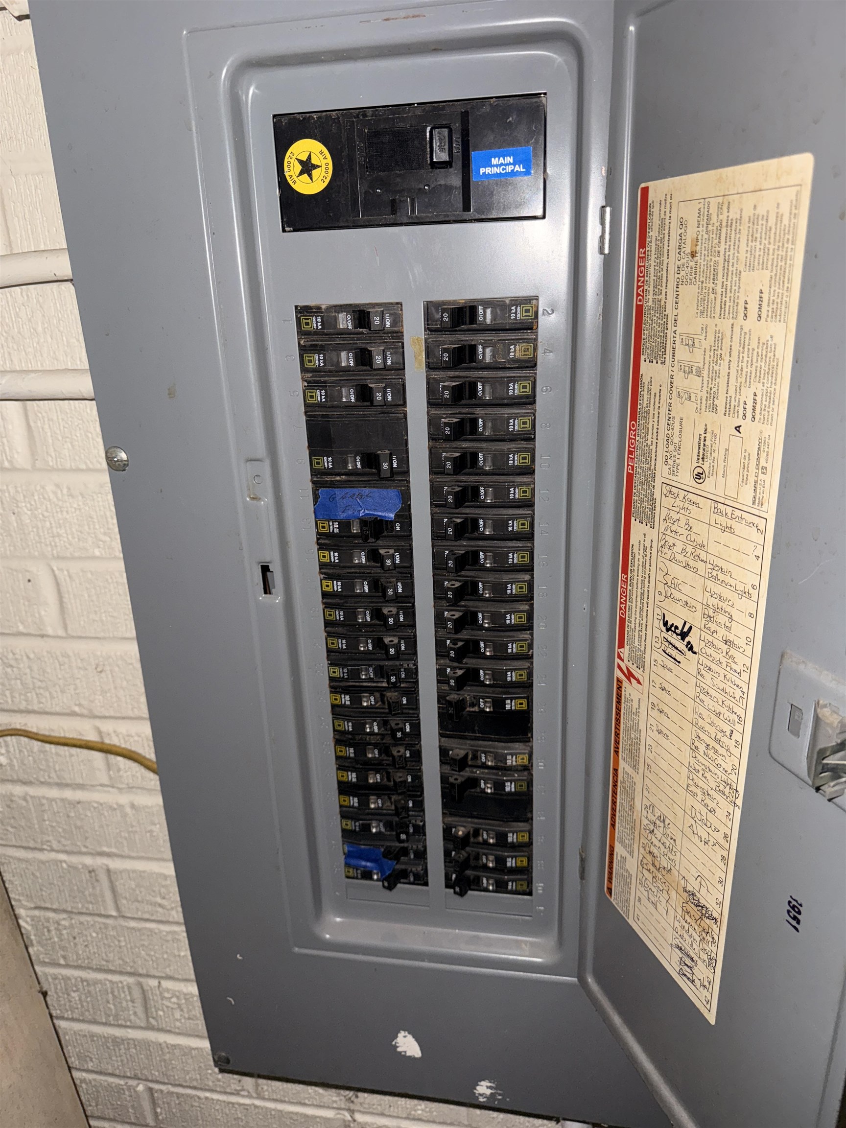 132 E Main  Hardy, AR