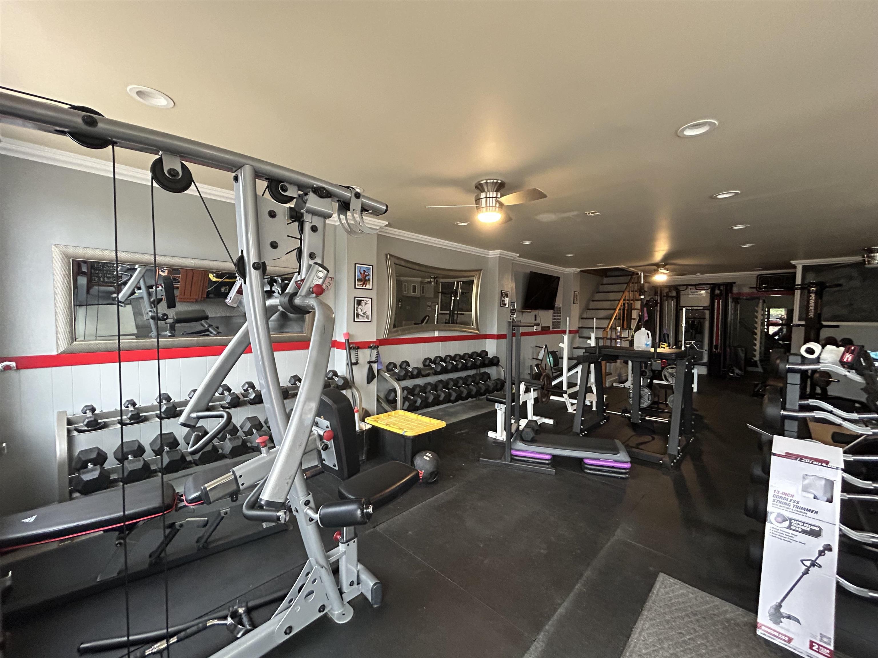 132 E Main  Hardy, AR