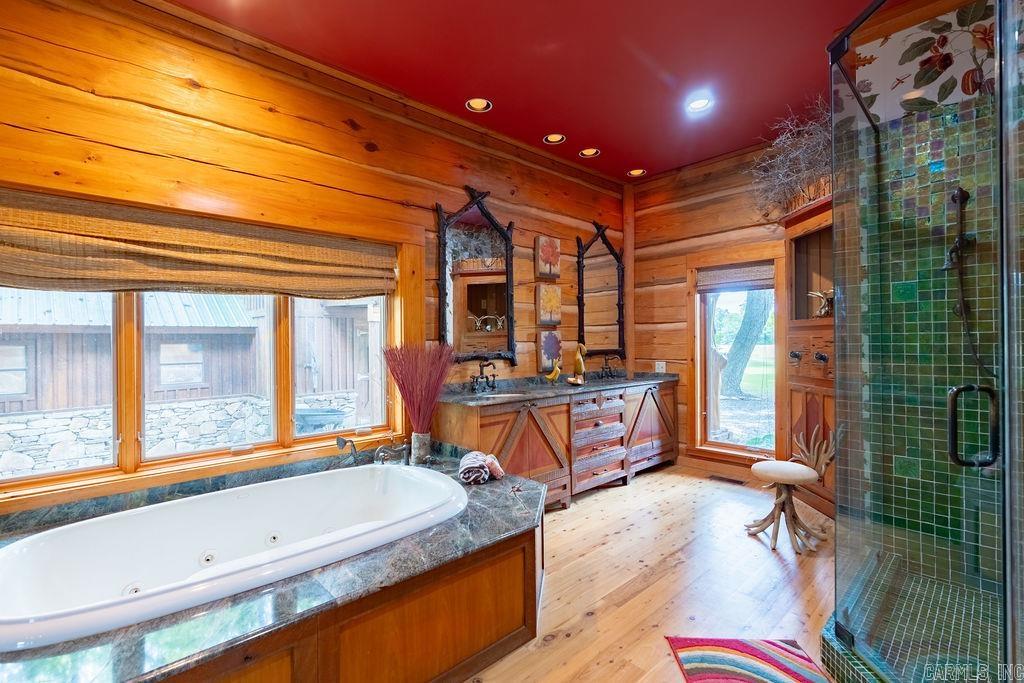 684  Hidden Valley  Wilburn, AR