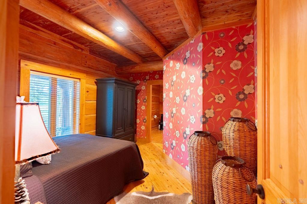 684  Hidden Valley  Wilburn, AR