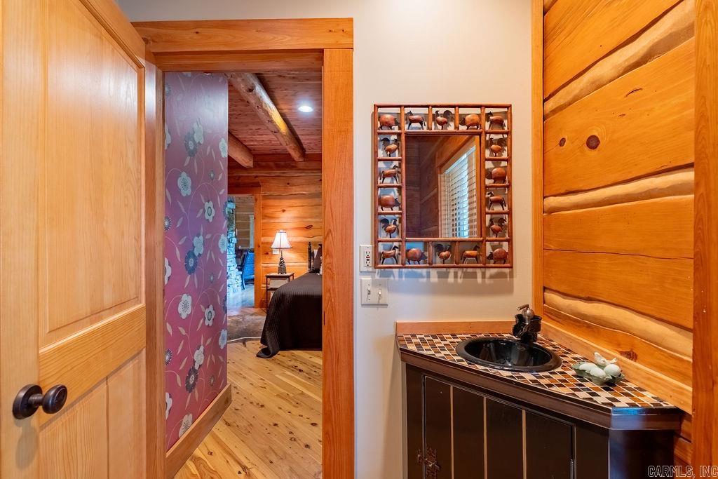 684  Hidden Valley  Wilburn, AR