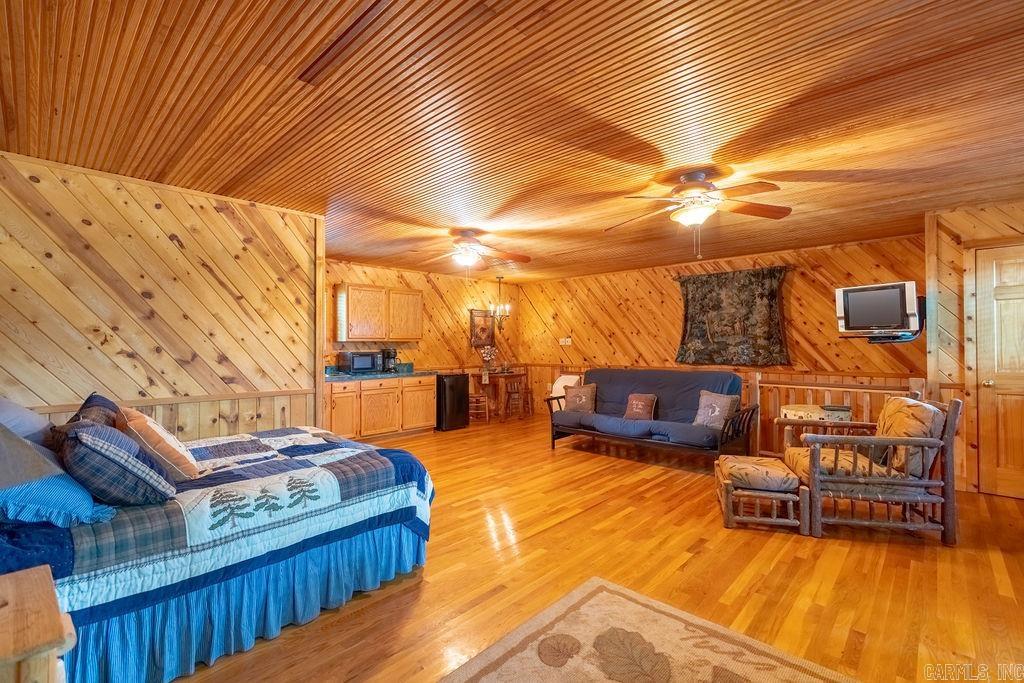 684  Hidden Valley  Wilburn, AR