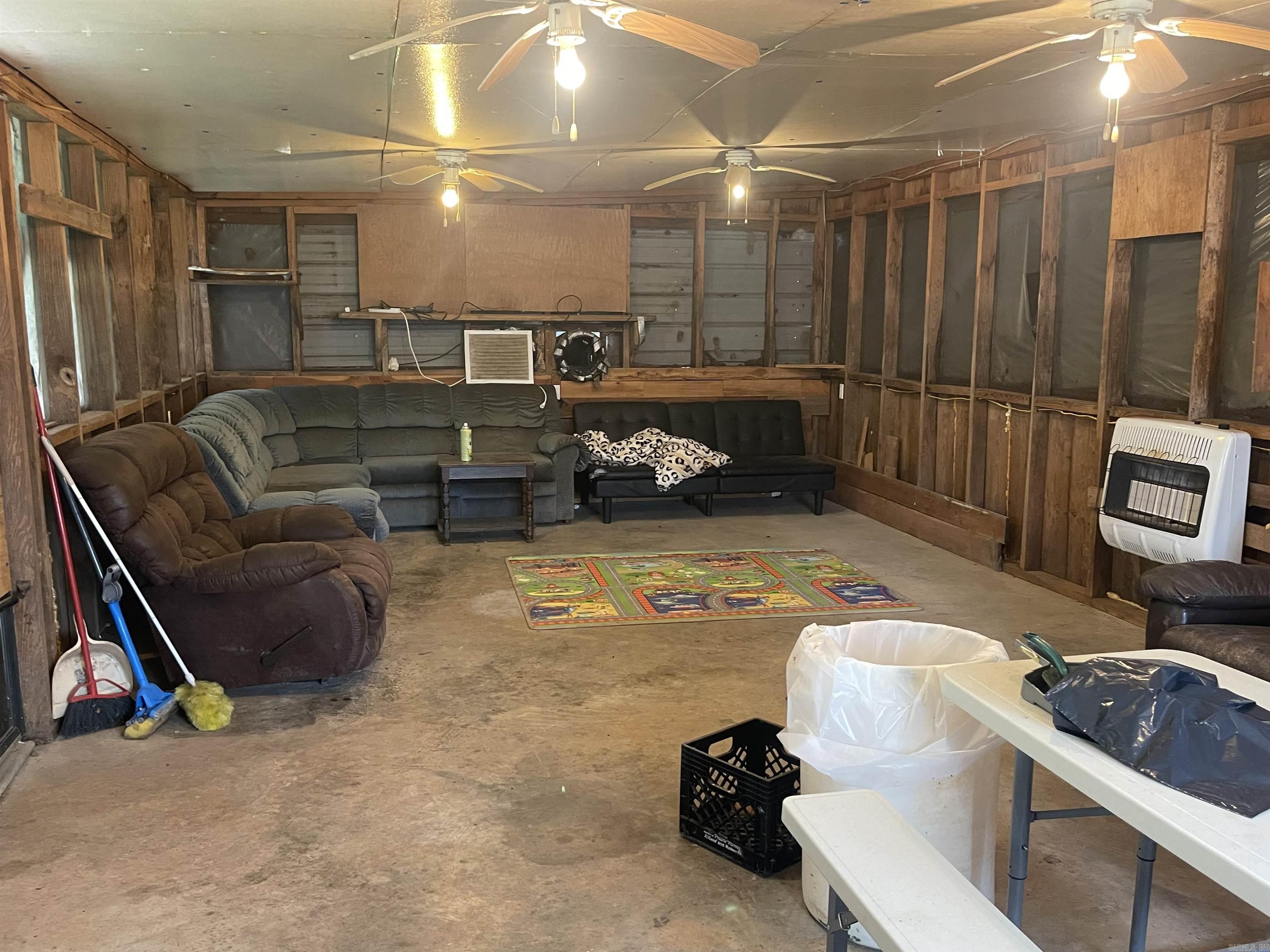 171  Miller  Dumas, AR
