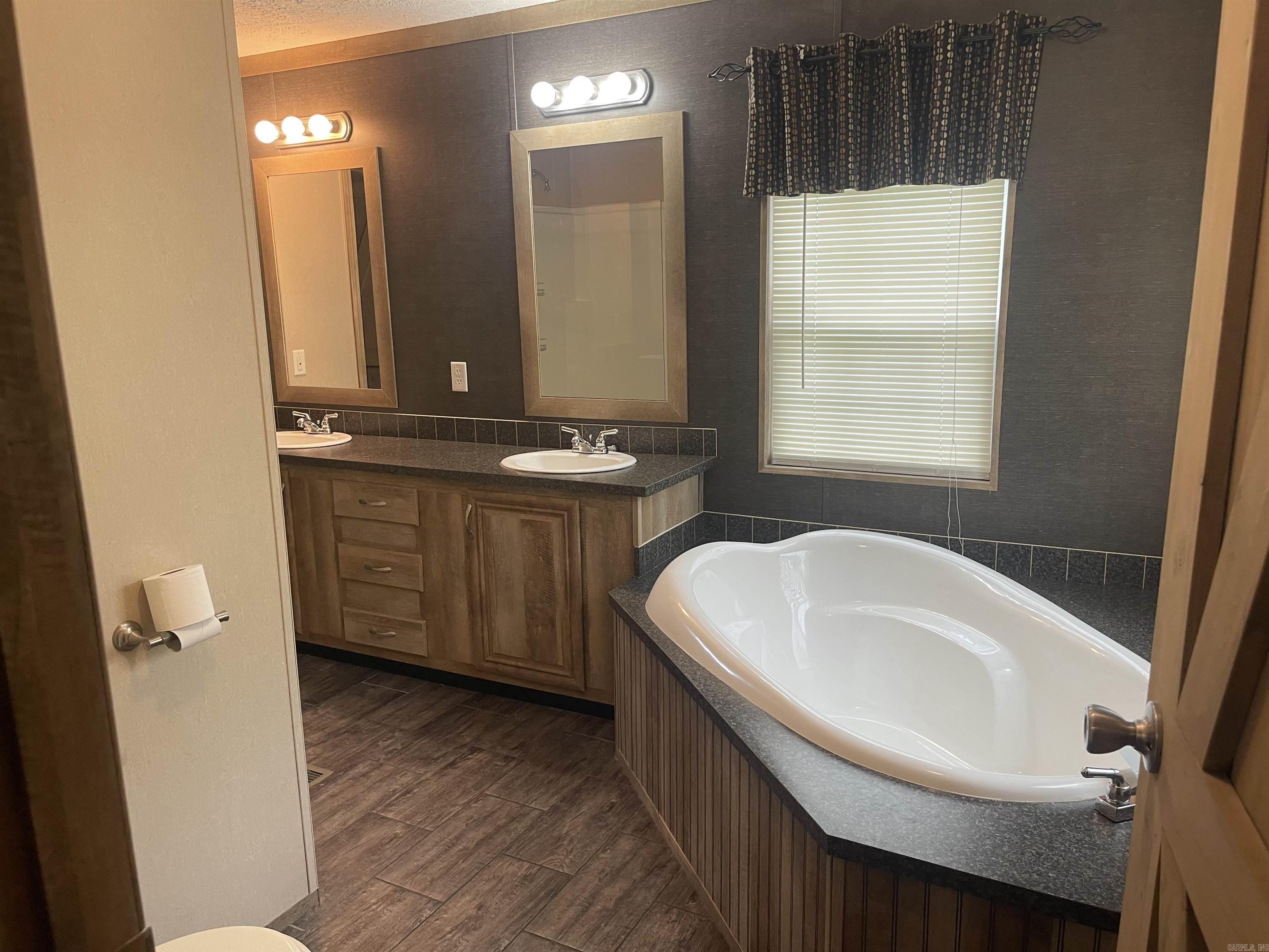 171  Miller  Dumas, AR