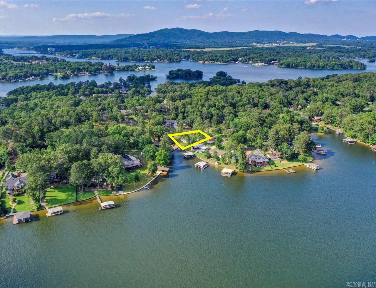 125  Lindale  Hot Springs, AR