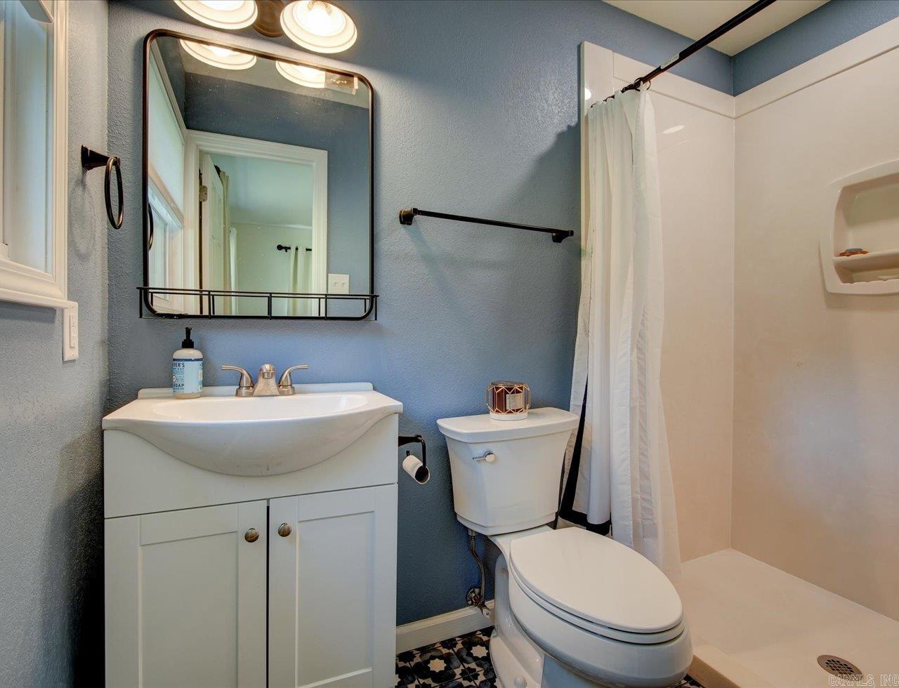 125  Lindale  Hot Springs, AR