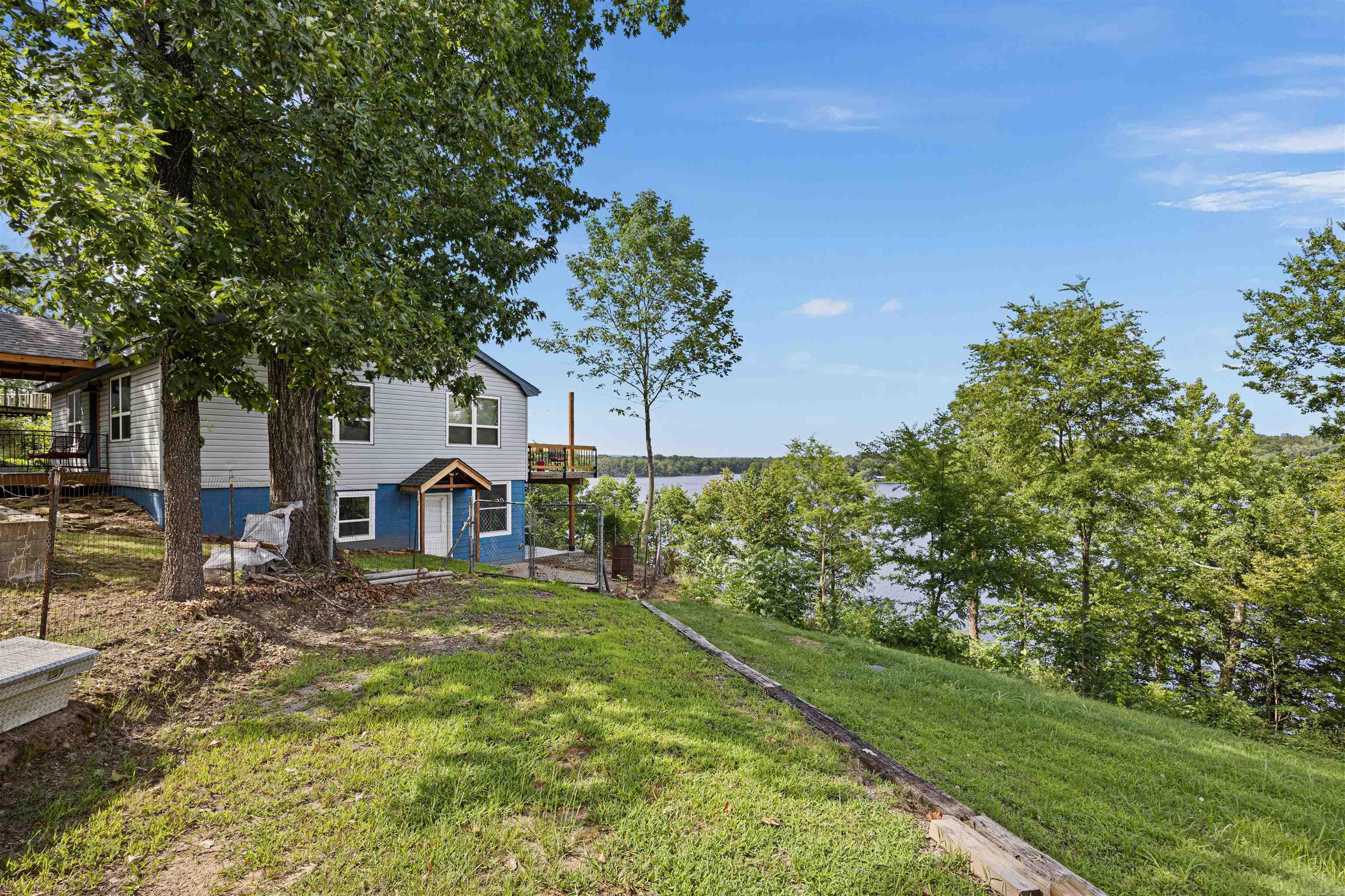 170 Ridge Road Houston, AR 72720-70