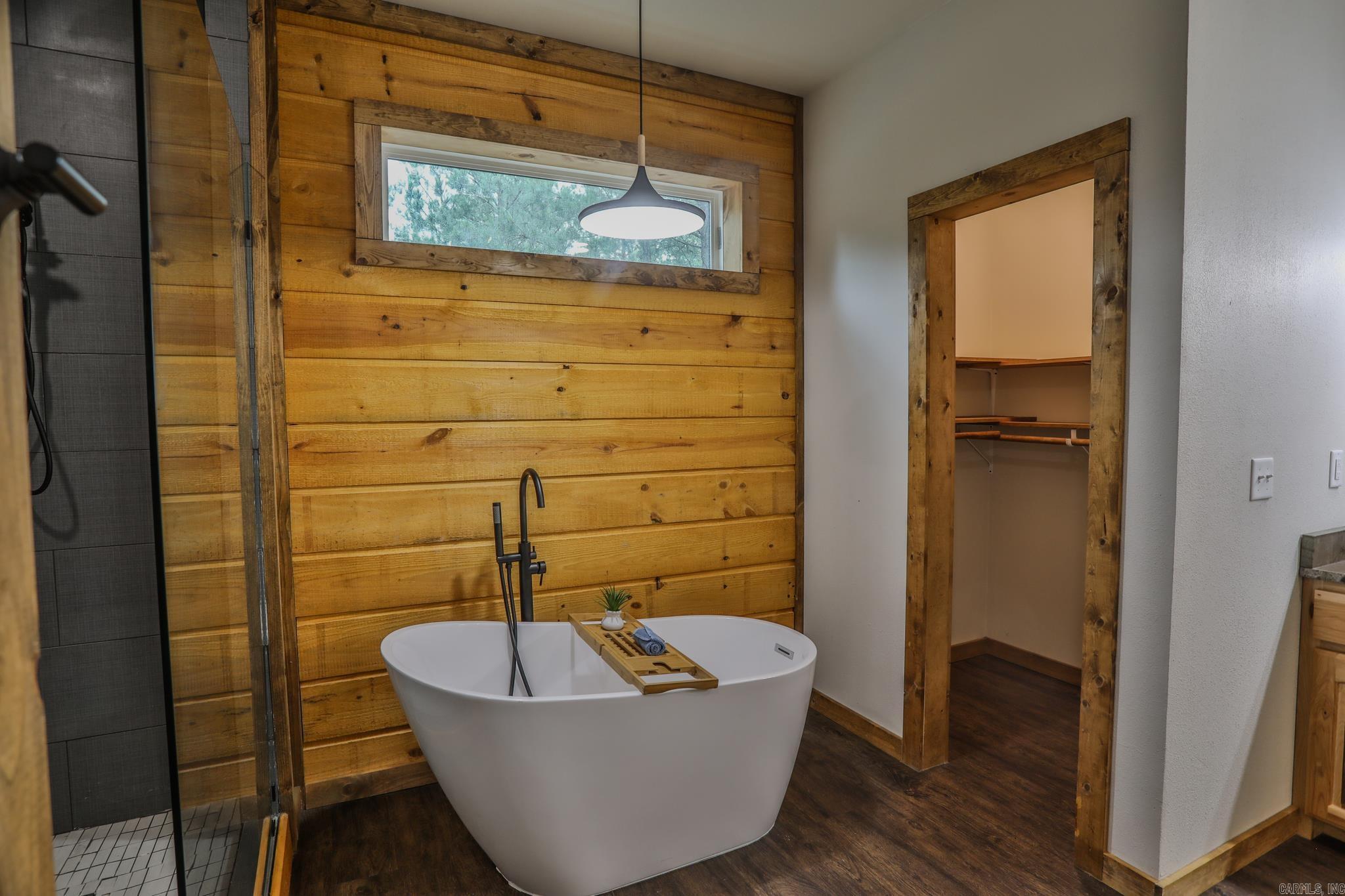 19  Southern Alder  Hochatown, OK