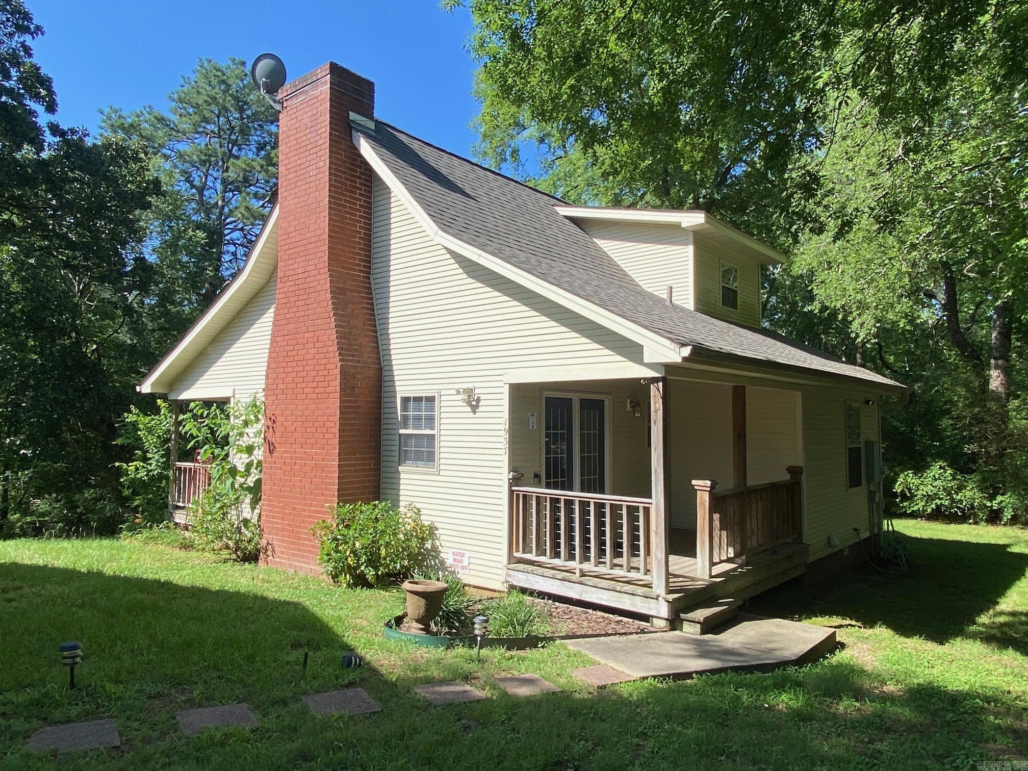1937  Lakeshore  Hot Springs, AR
