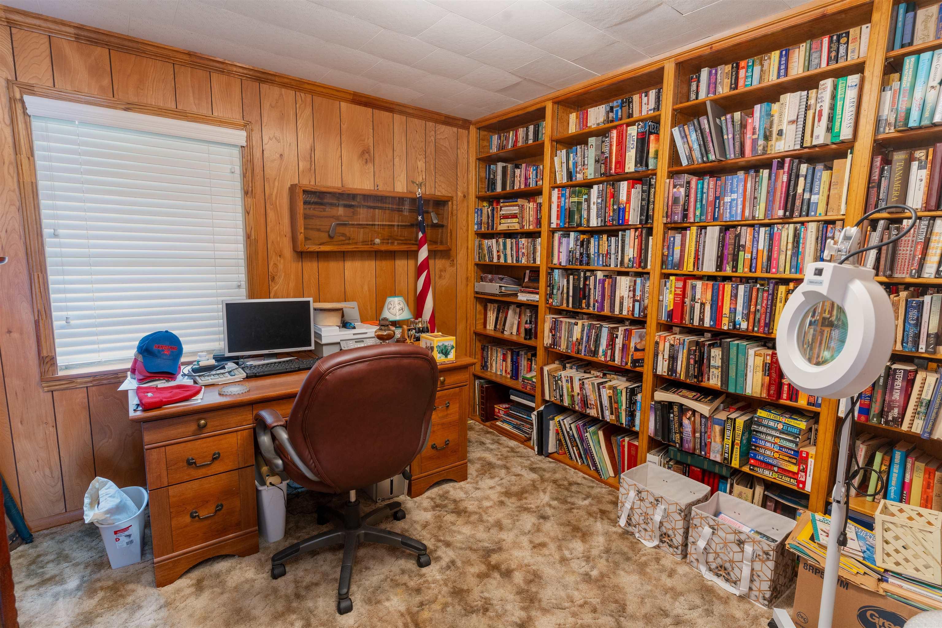 512 N Express  Paris, AR