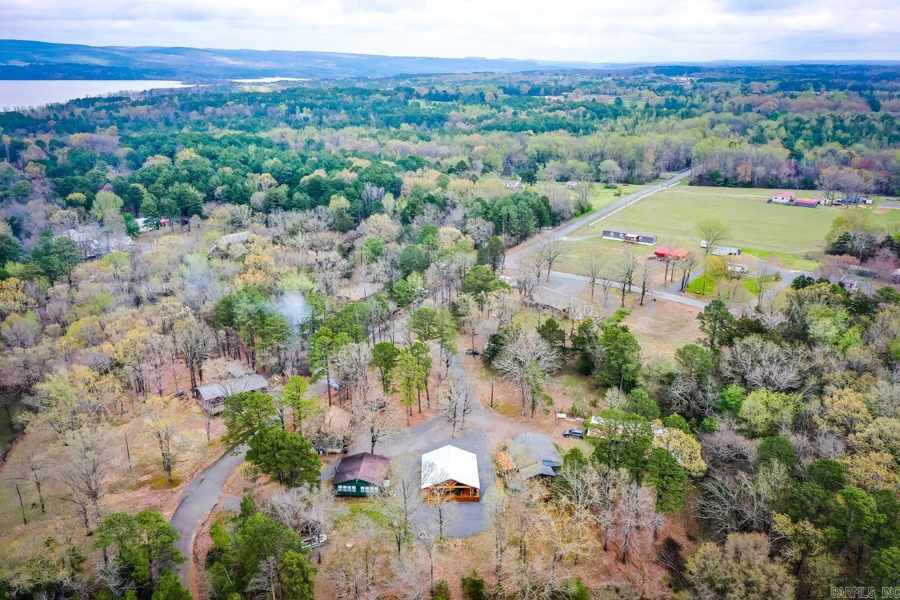 533  Stark Road  Greers Ferry, AR