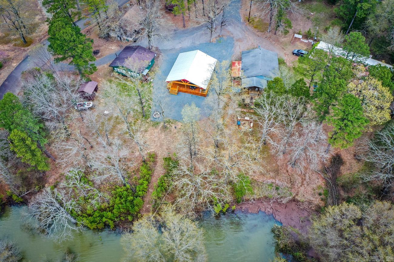 533  Stark Road  Greers Ferry, AR