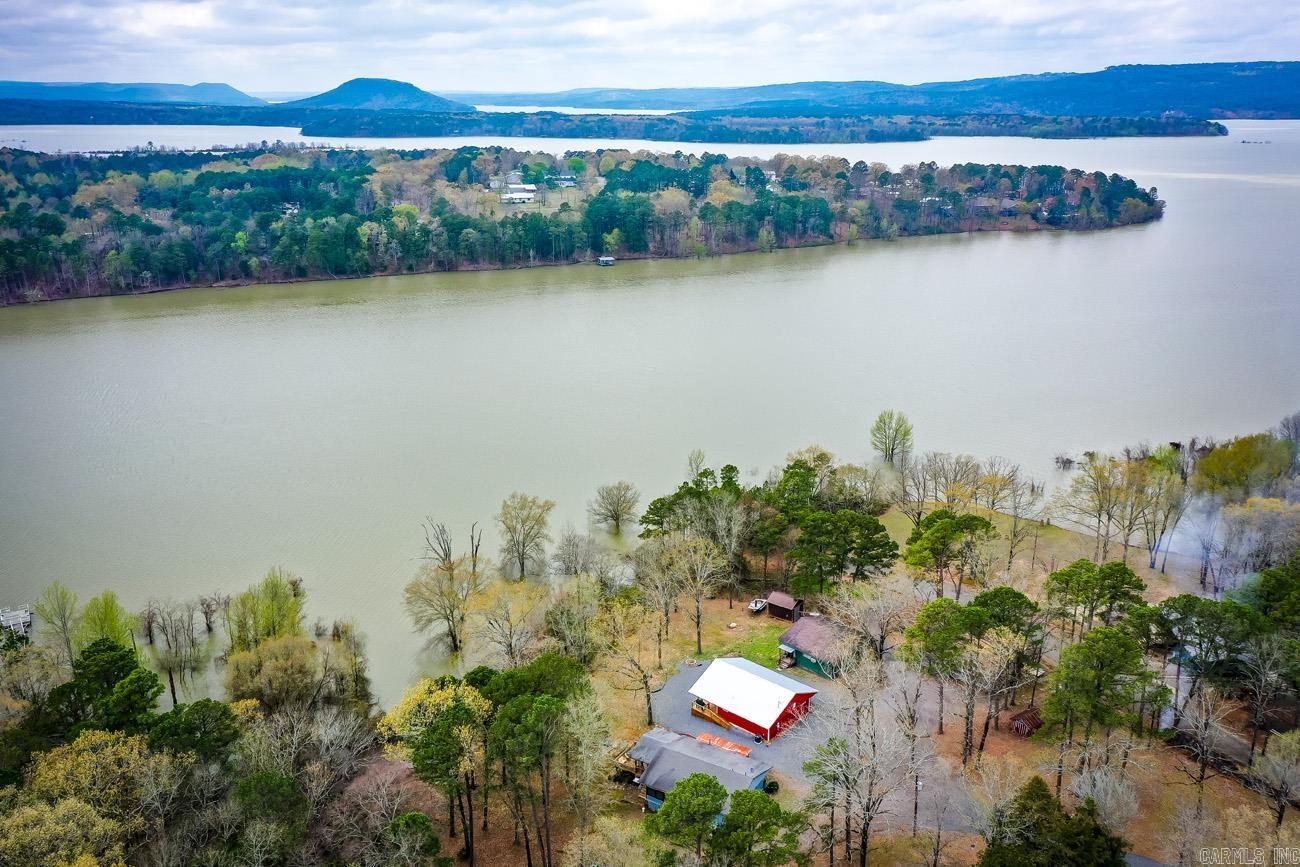 533  Stark Road  Greers Ferry, AR