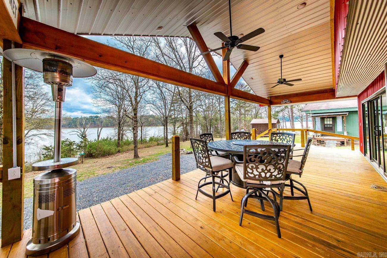 533  Stark Road  Greers Ferry, AR