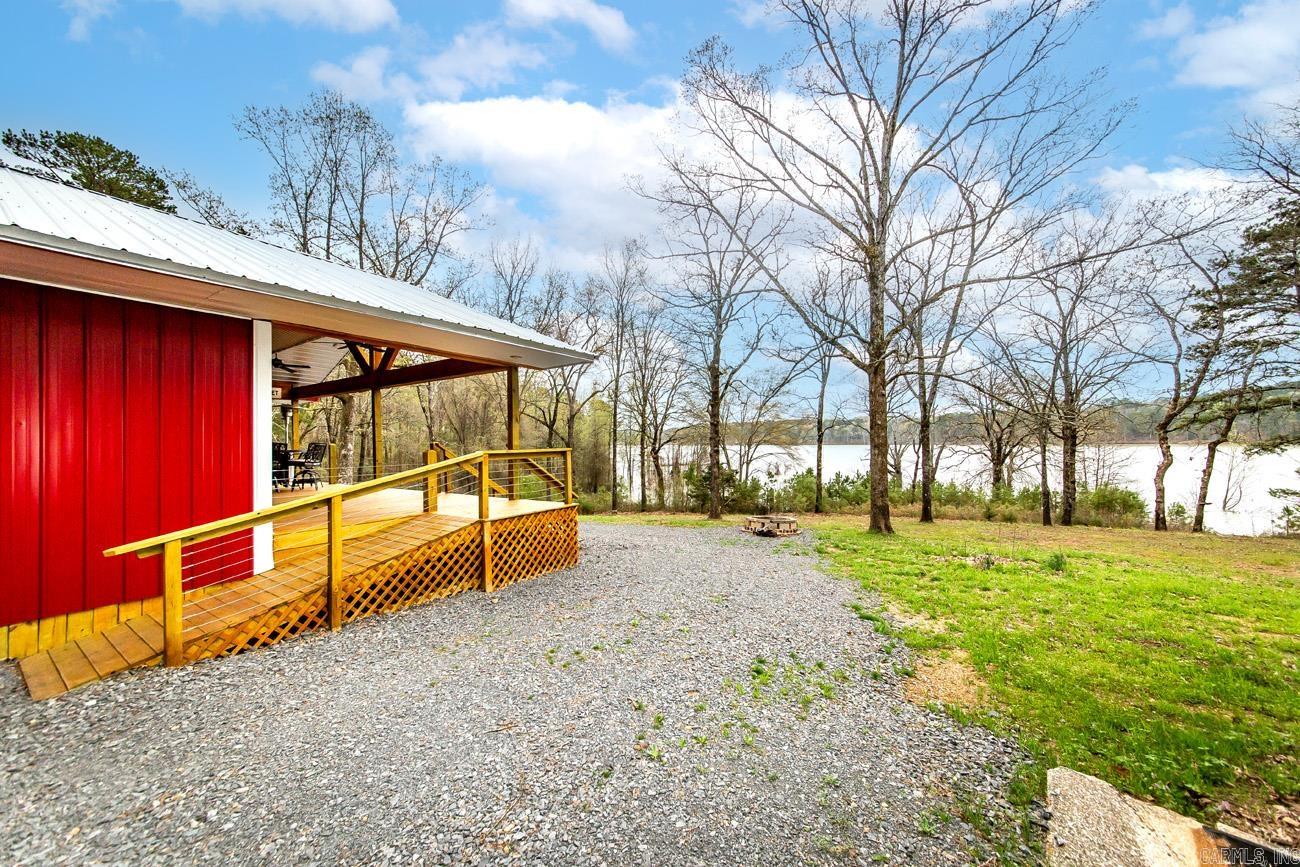 533  Stark Road  Greers Ferry, AR