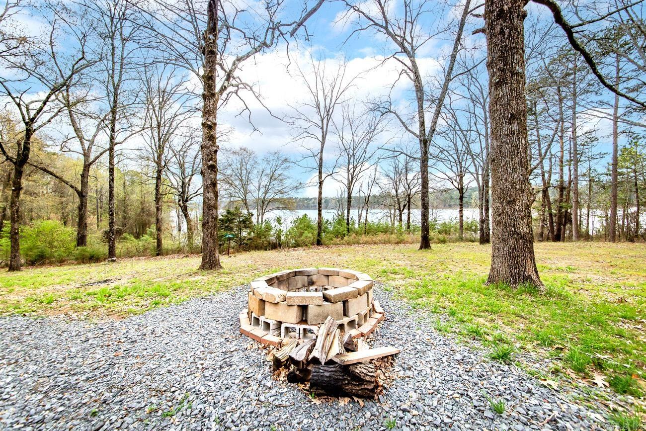 533  Stark Road  Greers Ferry, AR