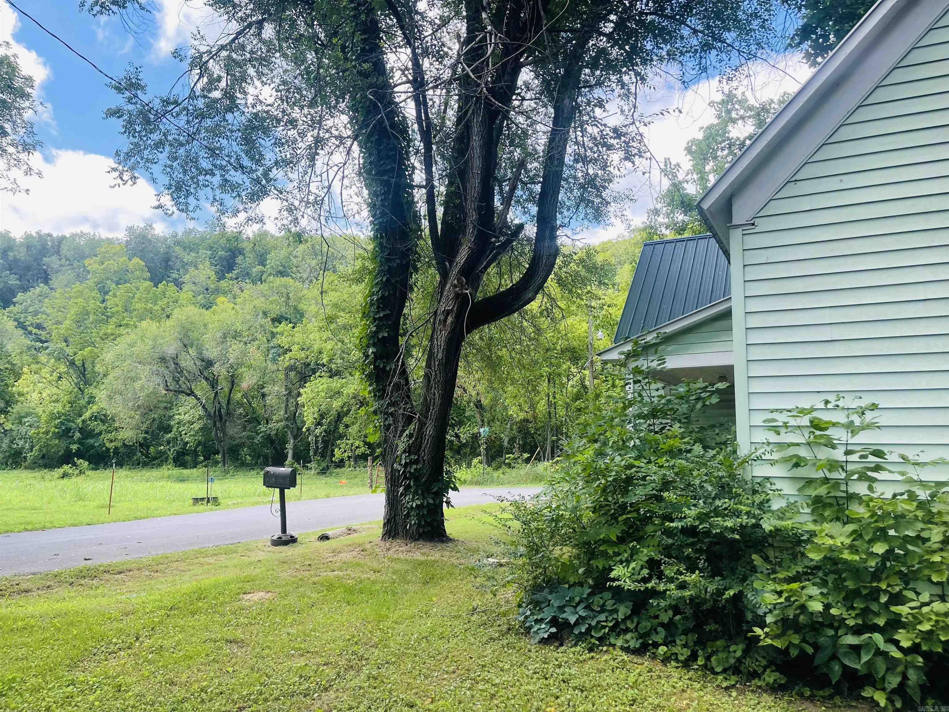 103  Limestone Street  Leslie, AR