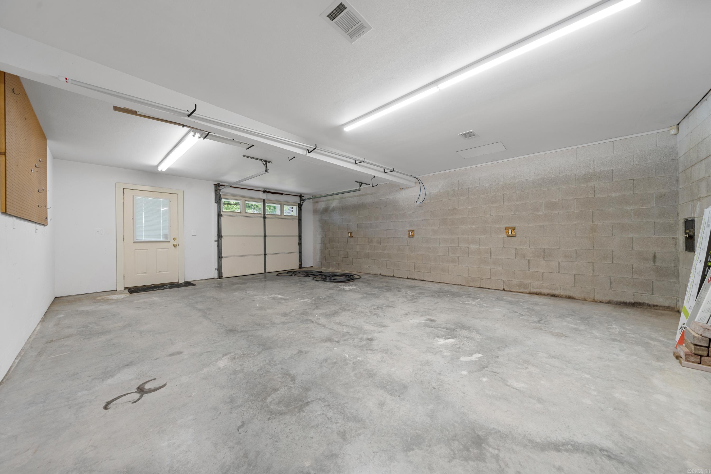 128  Waterview  Hot Springs, AR